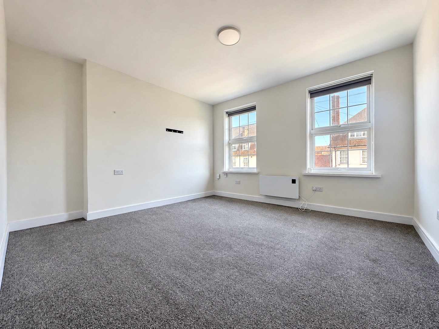 2 bedroom property for sale in London | Robinson Jackson