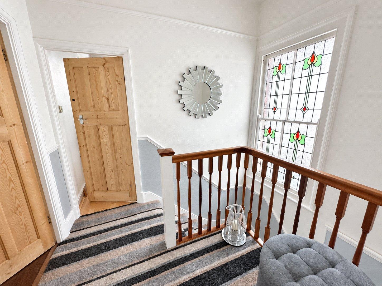 3 bedroom house for sale in London | Robinson Jackson