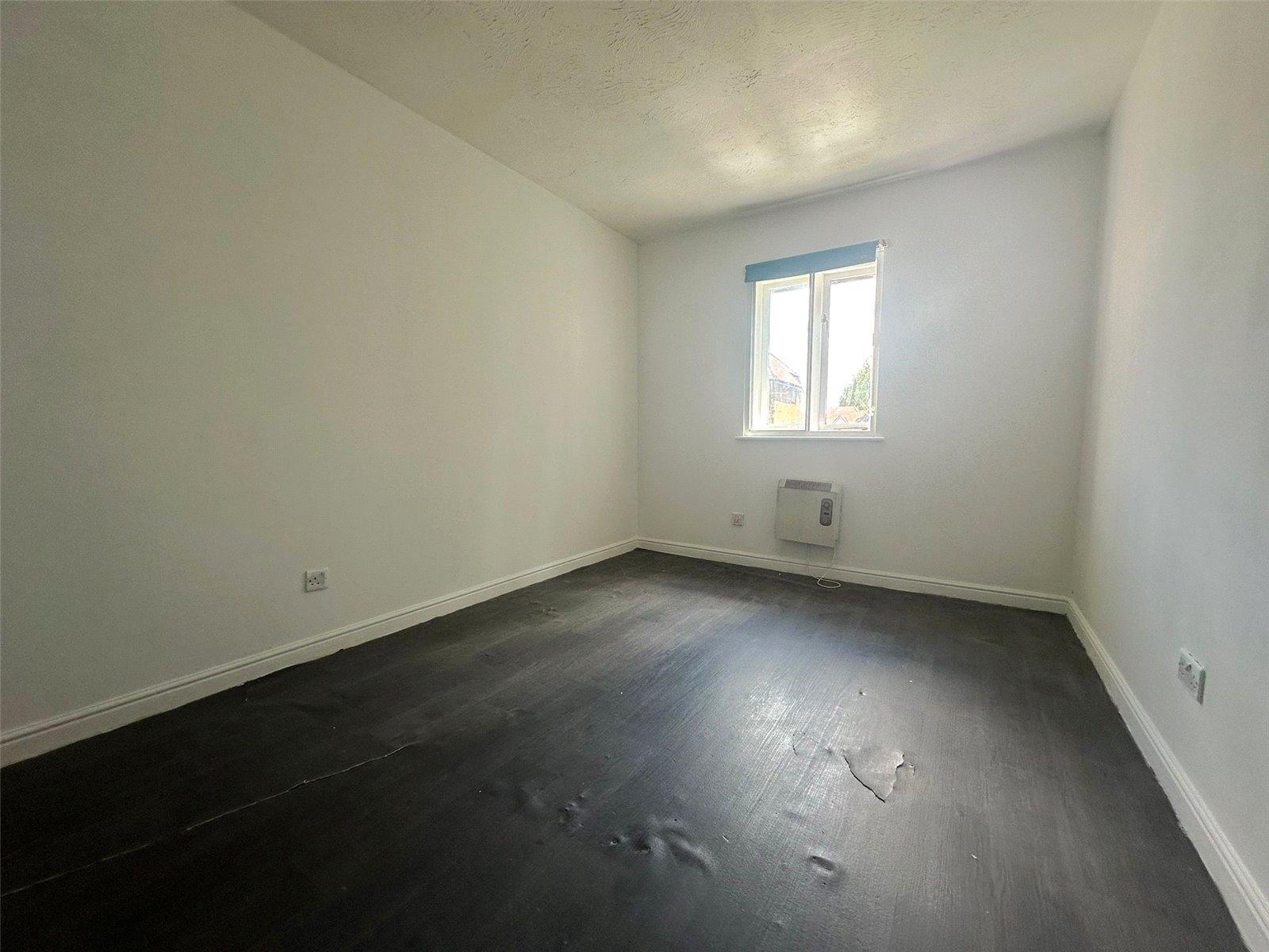 2 bedroom property for sale in London | Robinson Jackson