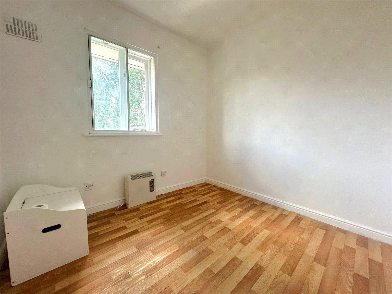 2 bedroom property for sale in London | Robinson Jackson