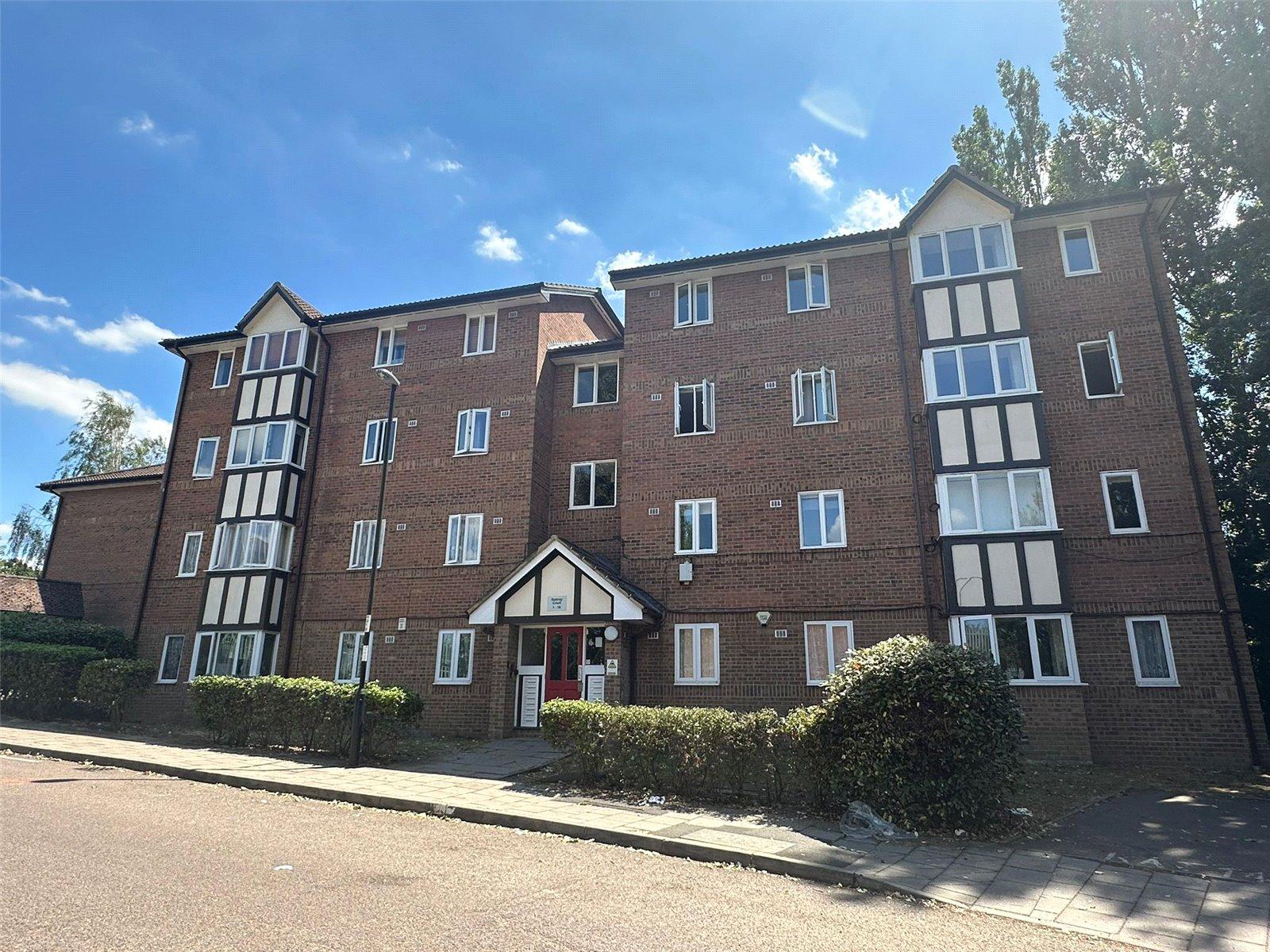 2 bedroom property for sale in London | Robinson Jackson