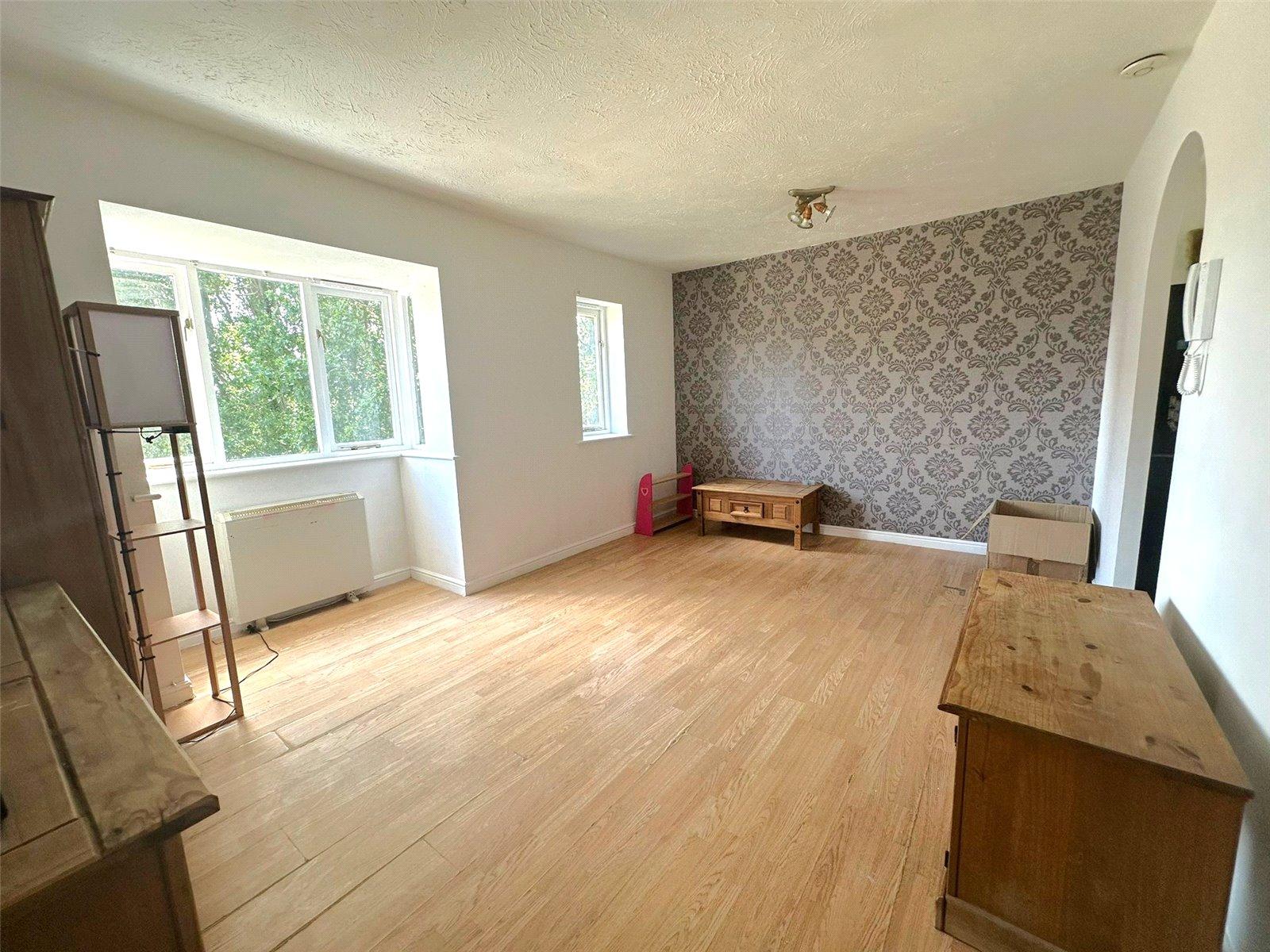 2 bedroom property for sale in London | Robinson Jackson