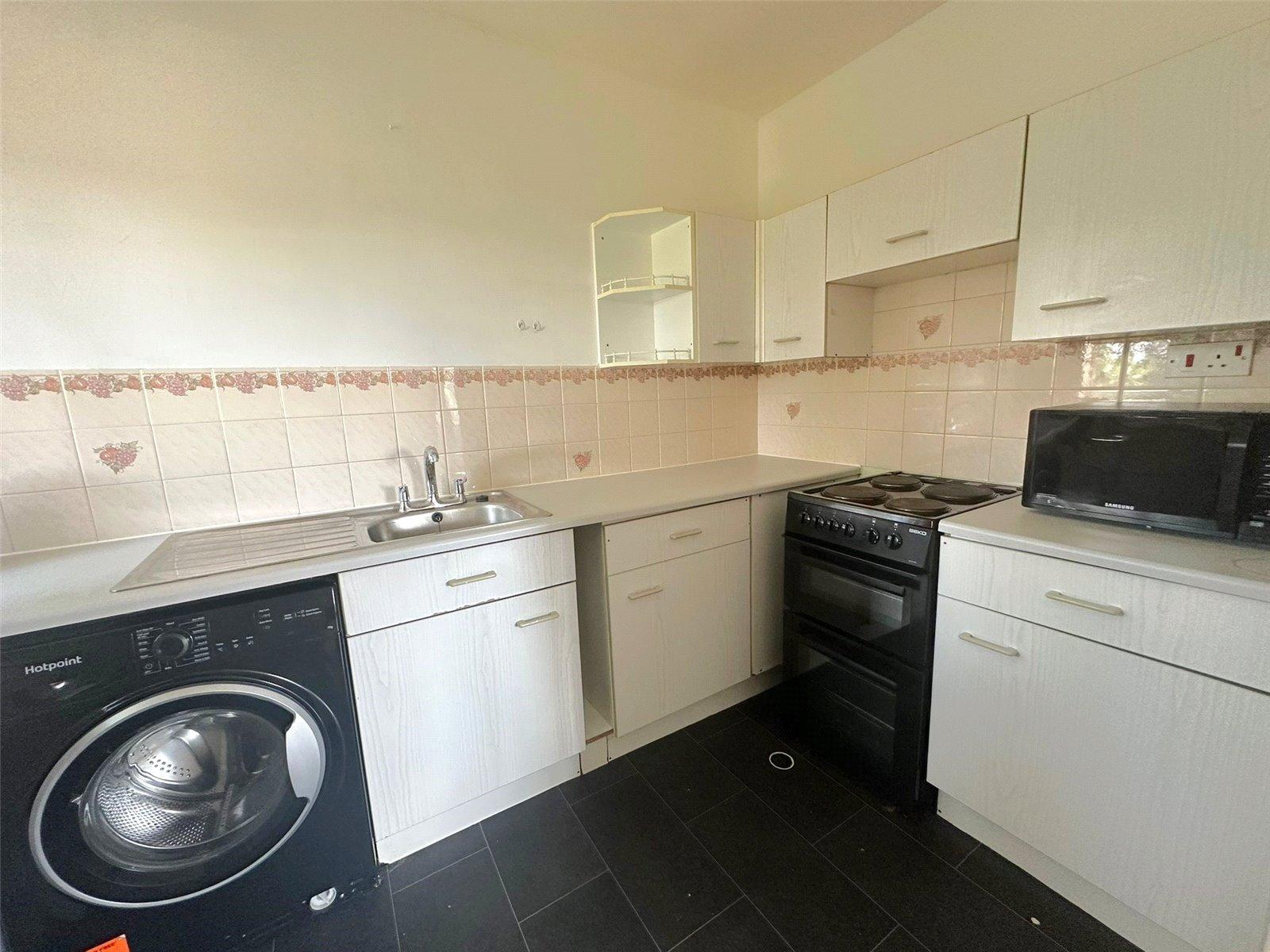 2 bedroom property for sale in London | Robinson Jackson