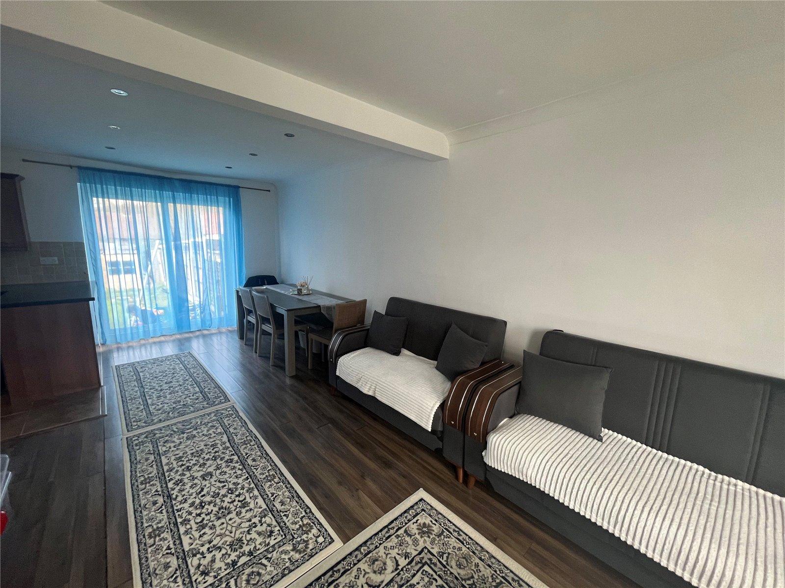 3 bedroom house for sale in Bromley | Robinson Jackson