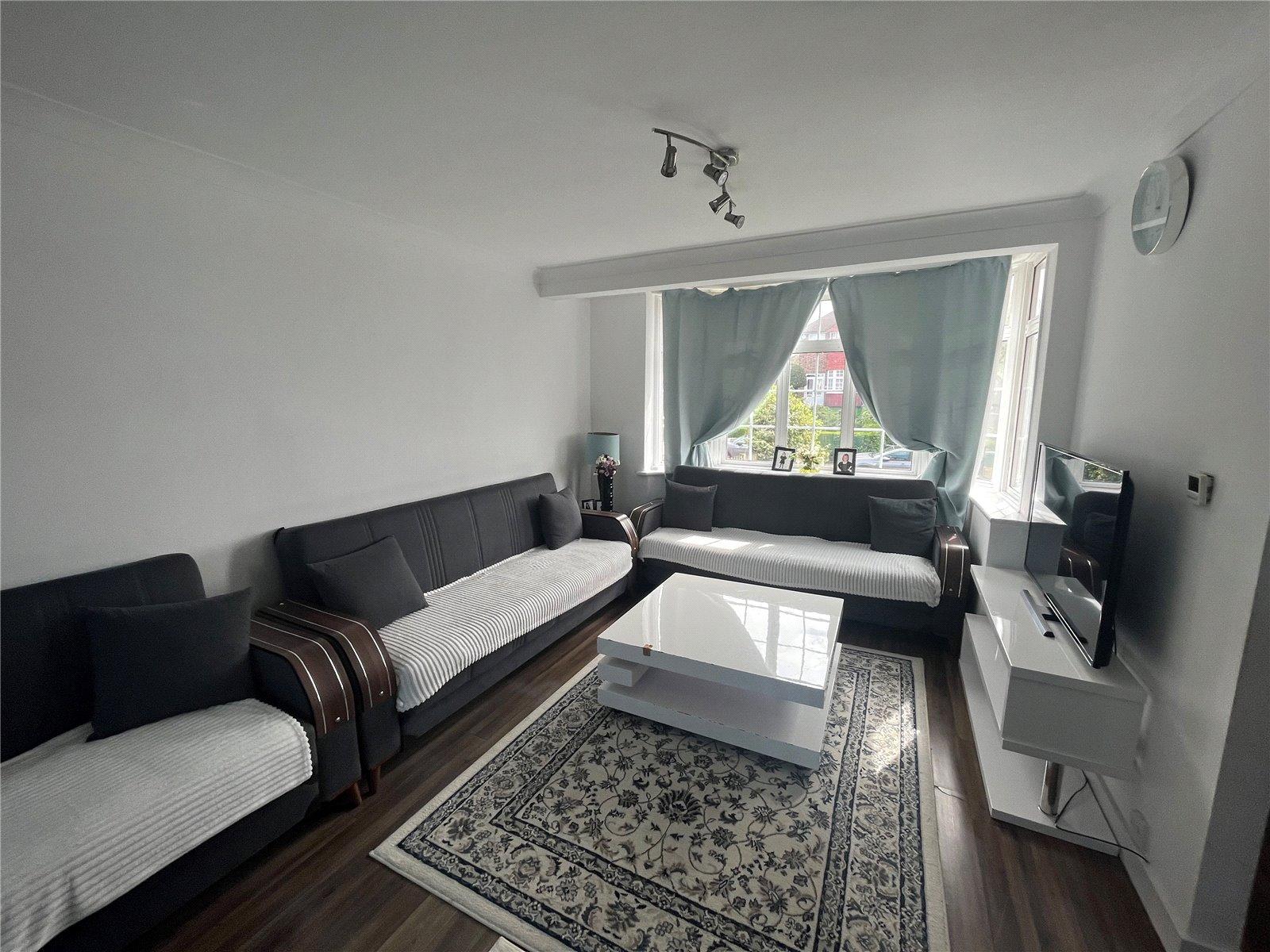 3 bedroom house for sale in Bromley | Robinson Jackson