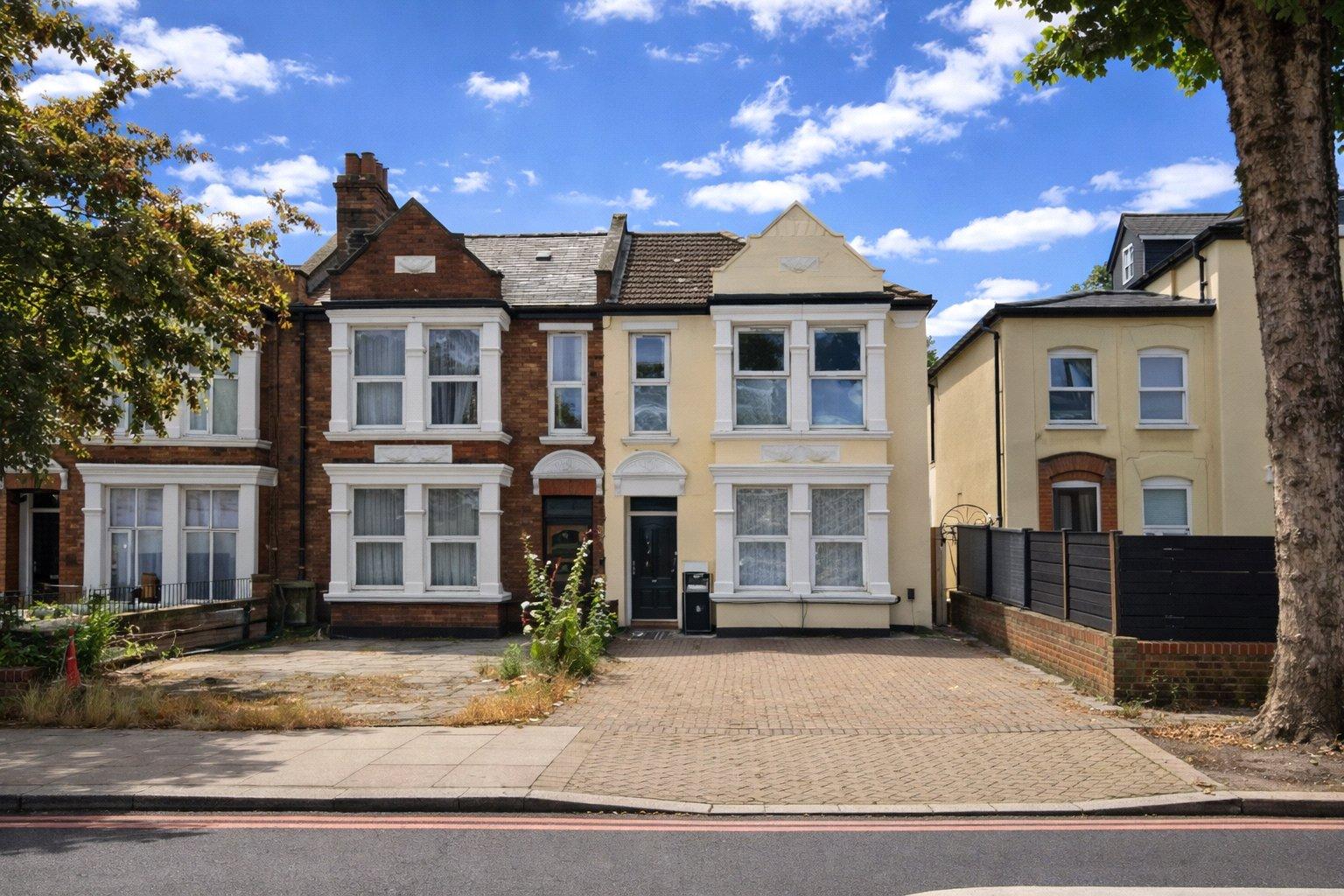 2 bedroom property for sale in Catford | Robinson Jackson