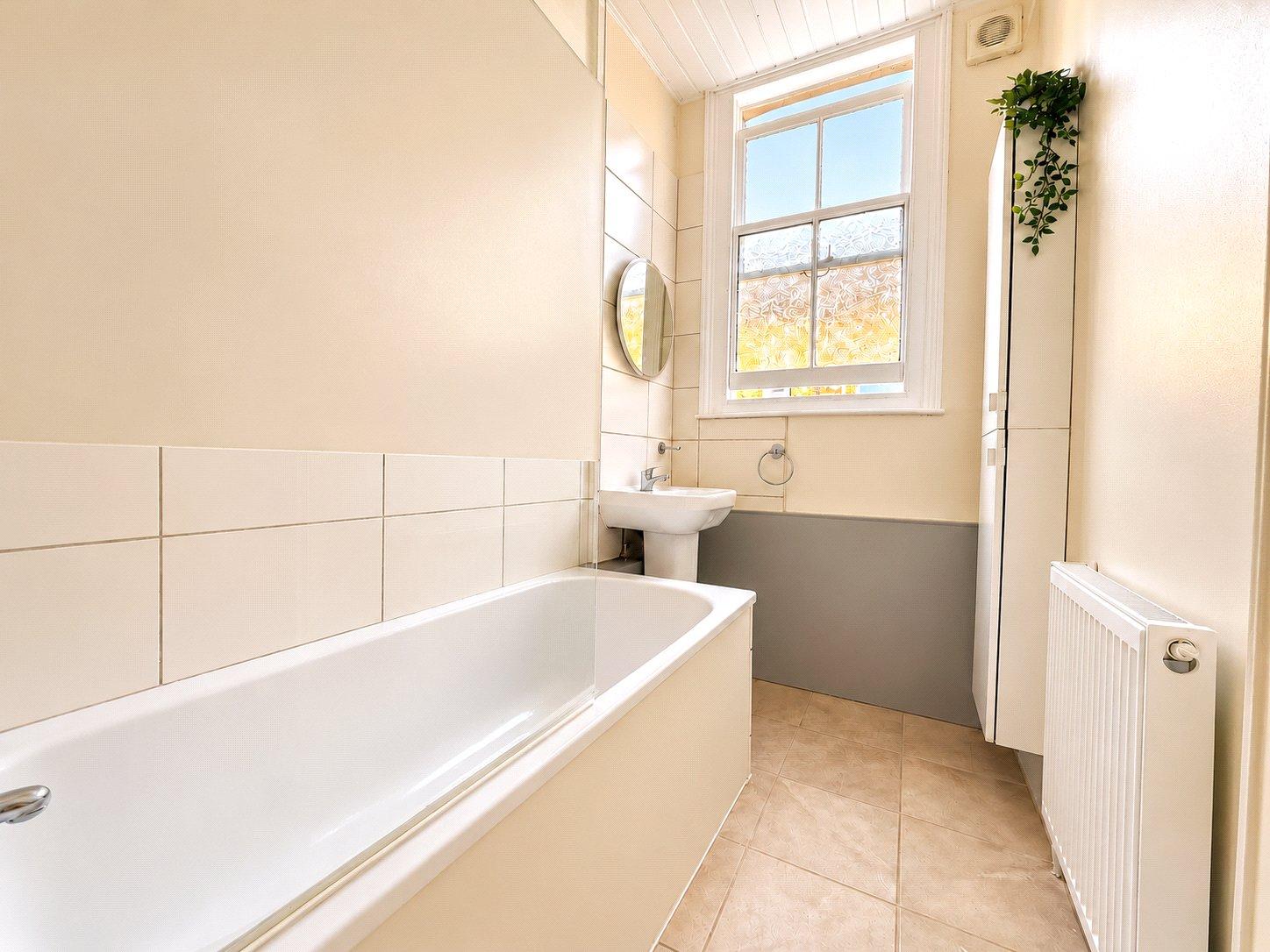5 bedroom property for sale in Catford | Robinson Jackson