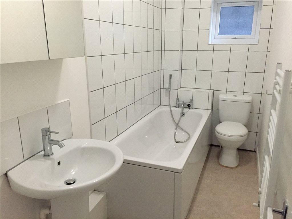 2 bedroom property for sale in Catford | Robinson Jackson