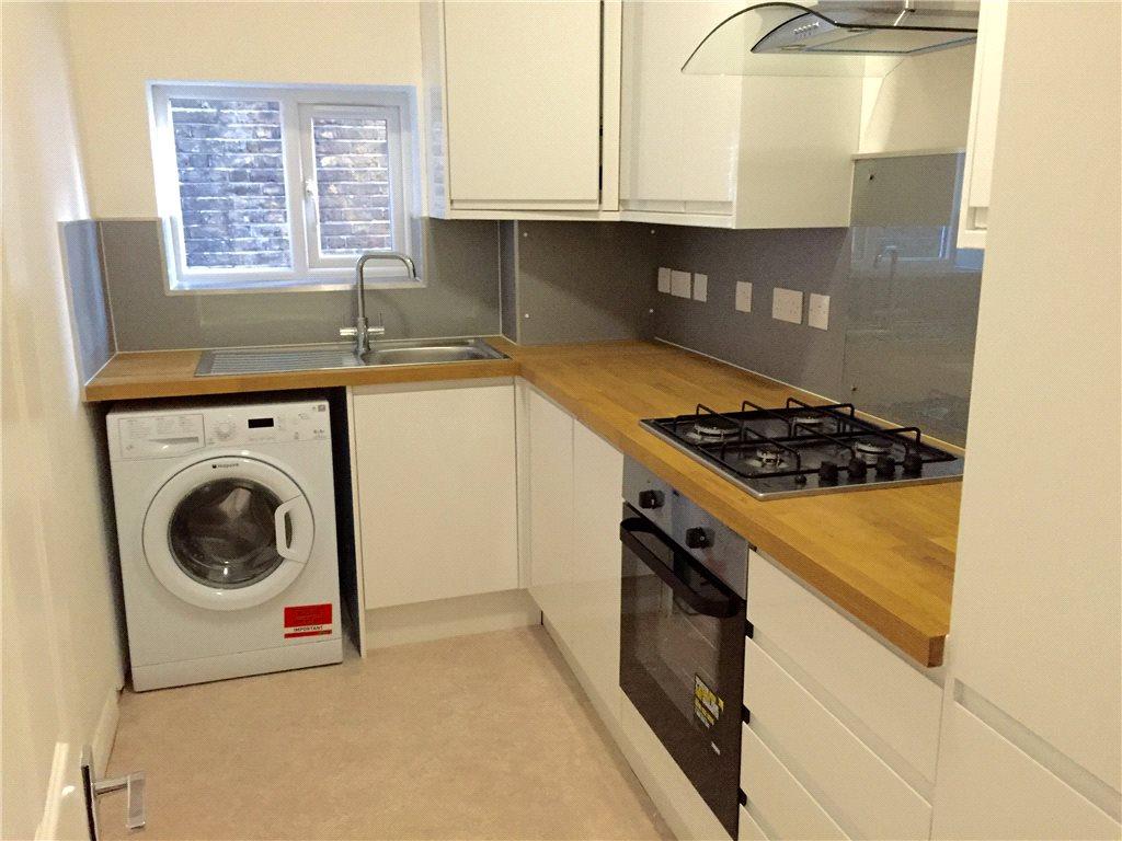2 bedroom property for sale in Catford | Robinson Jackson