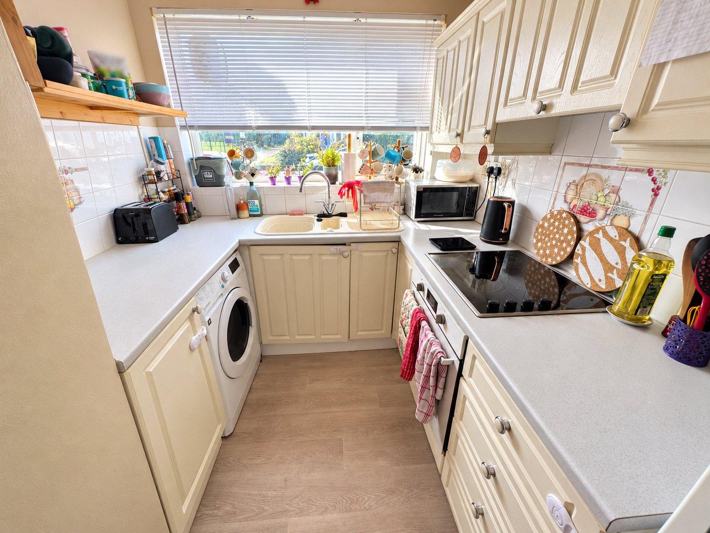 2 bedroom property for sale in  | Robinson Jackson