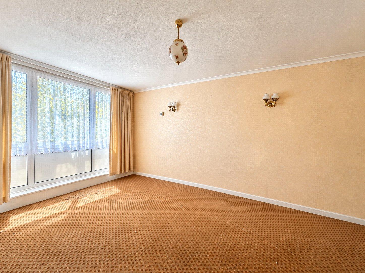 3 bedroom property for sale in Bromley Road | Robinson Jackson