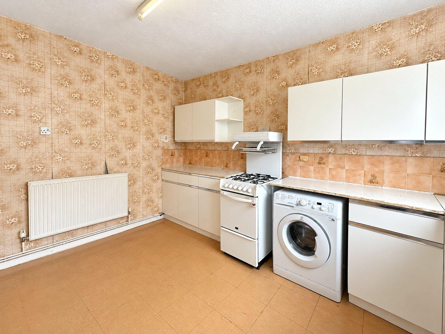3 bedroom property for sale in Bromley Road | Robinson Jackson