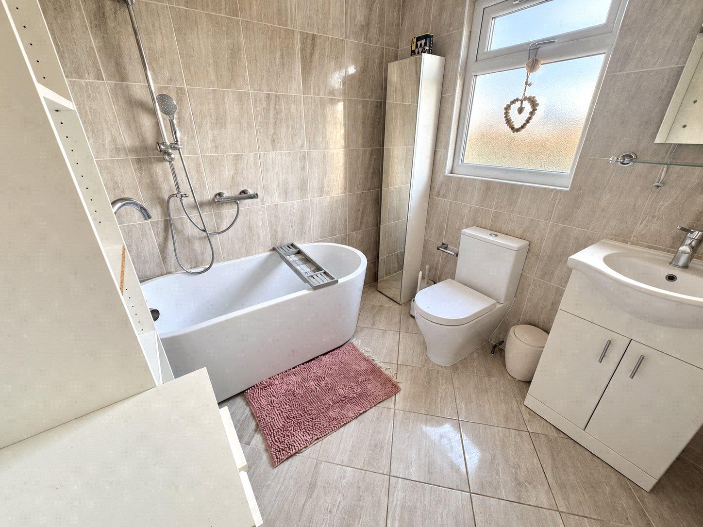 4 bedroom house for sale in London | Robinson Jackson