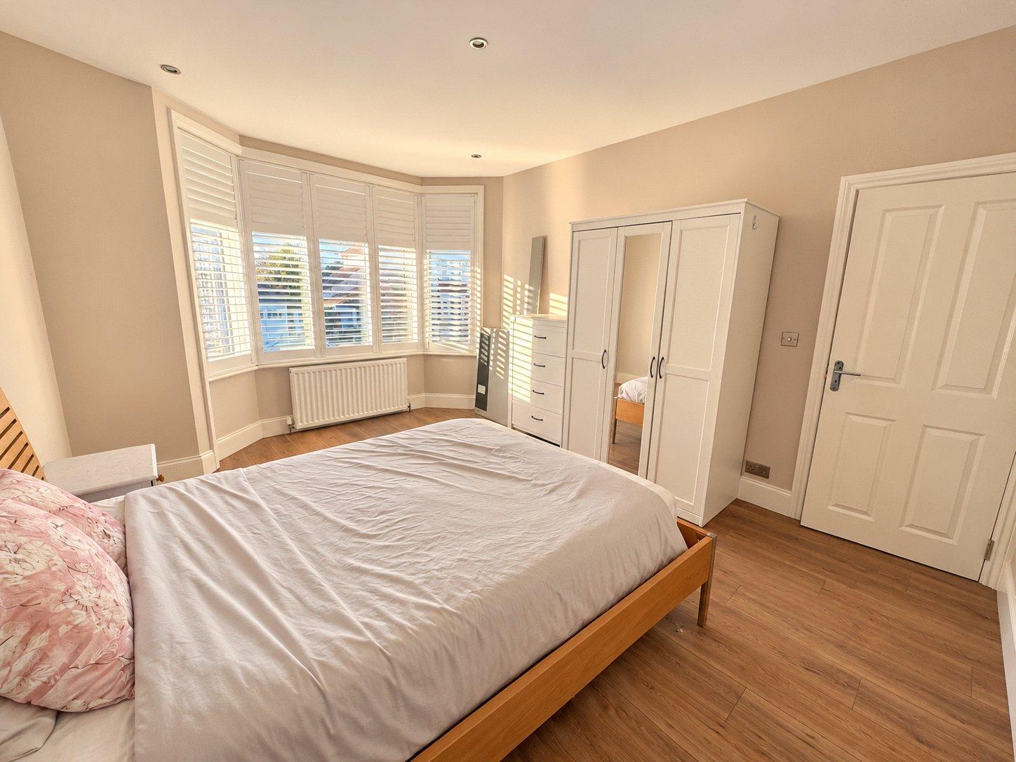 4 bedroom house for sale in London | Robinson Jackson
