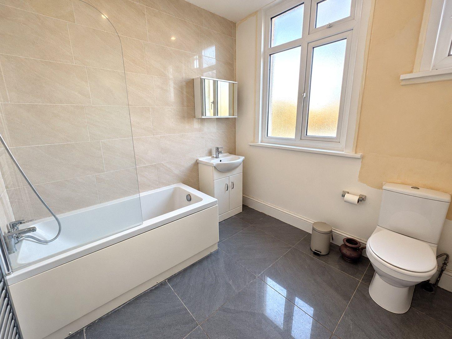 4 bedroom house for sale in London | Robinson Jackson