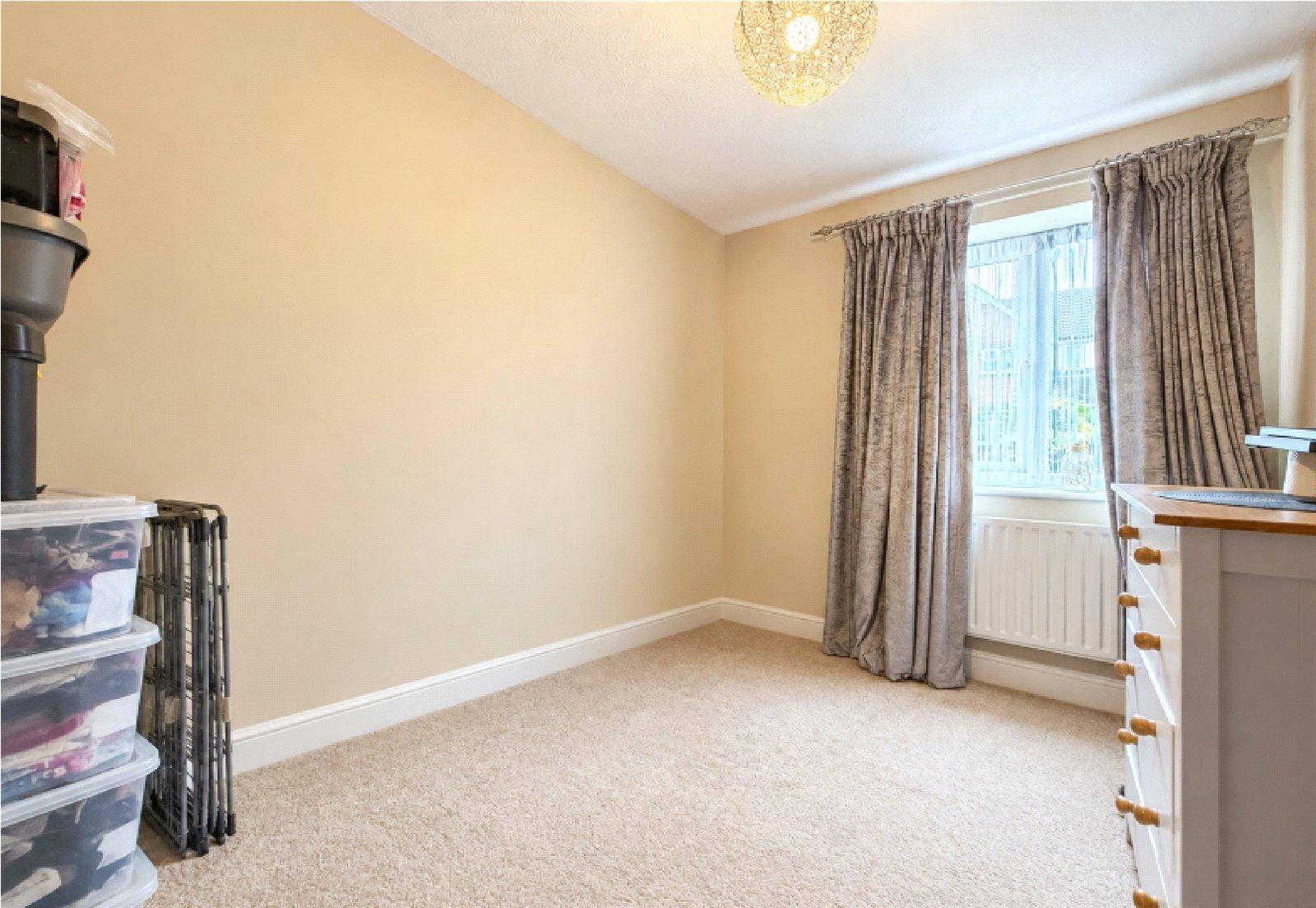 2 bedroom property for sale in Chatham | Robinson Michael & Jackson