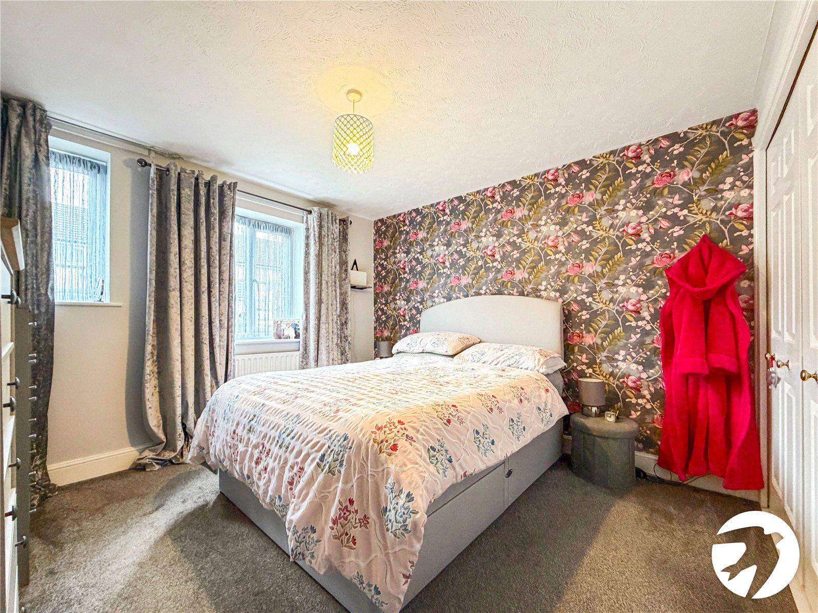 2 bedroom property for sale in Chatham | Robinson Michael & Jackson
