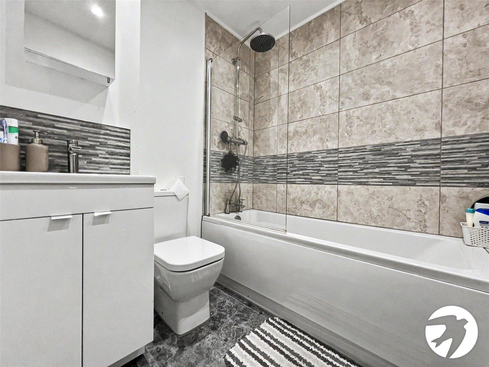 2 bedroom house for sale in Chatham | Robinson Michael & Jackson