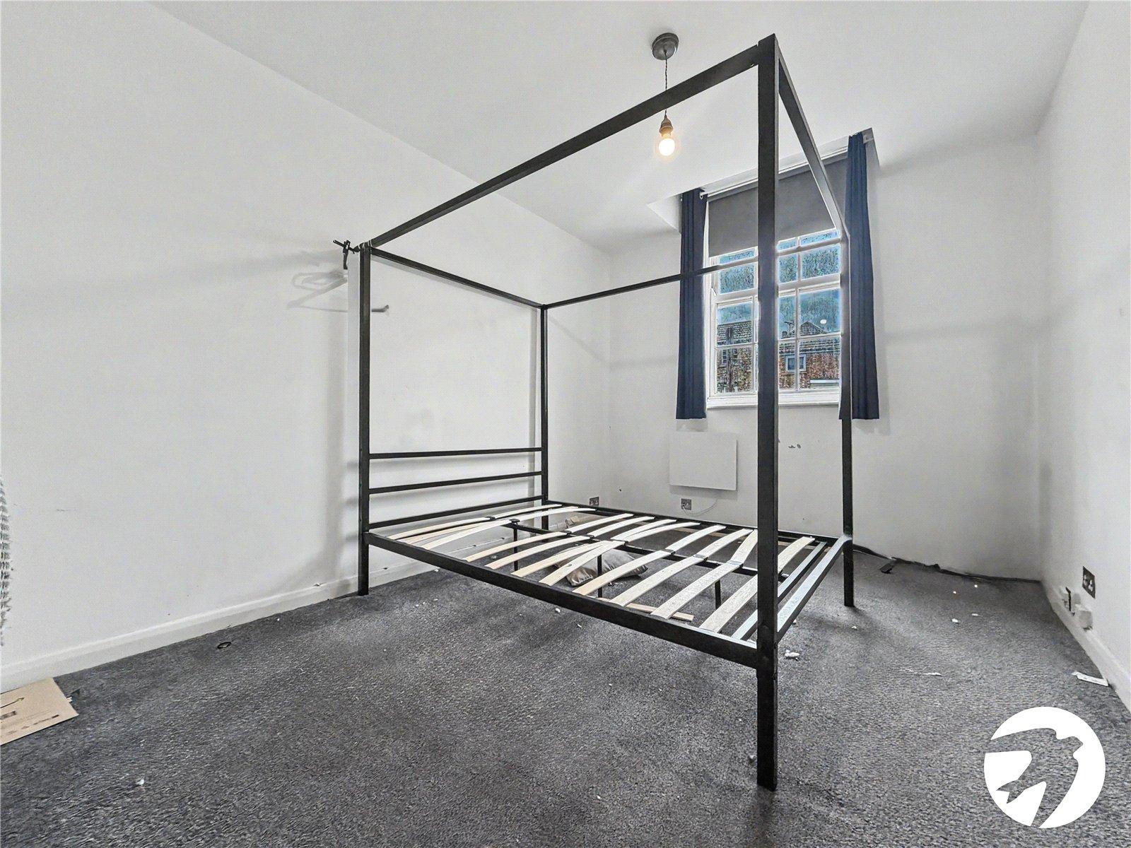 1 bedroom property for sale in Chatham | Robinson Michael & Jackson