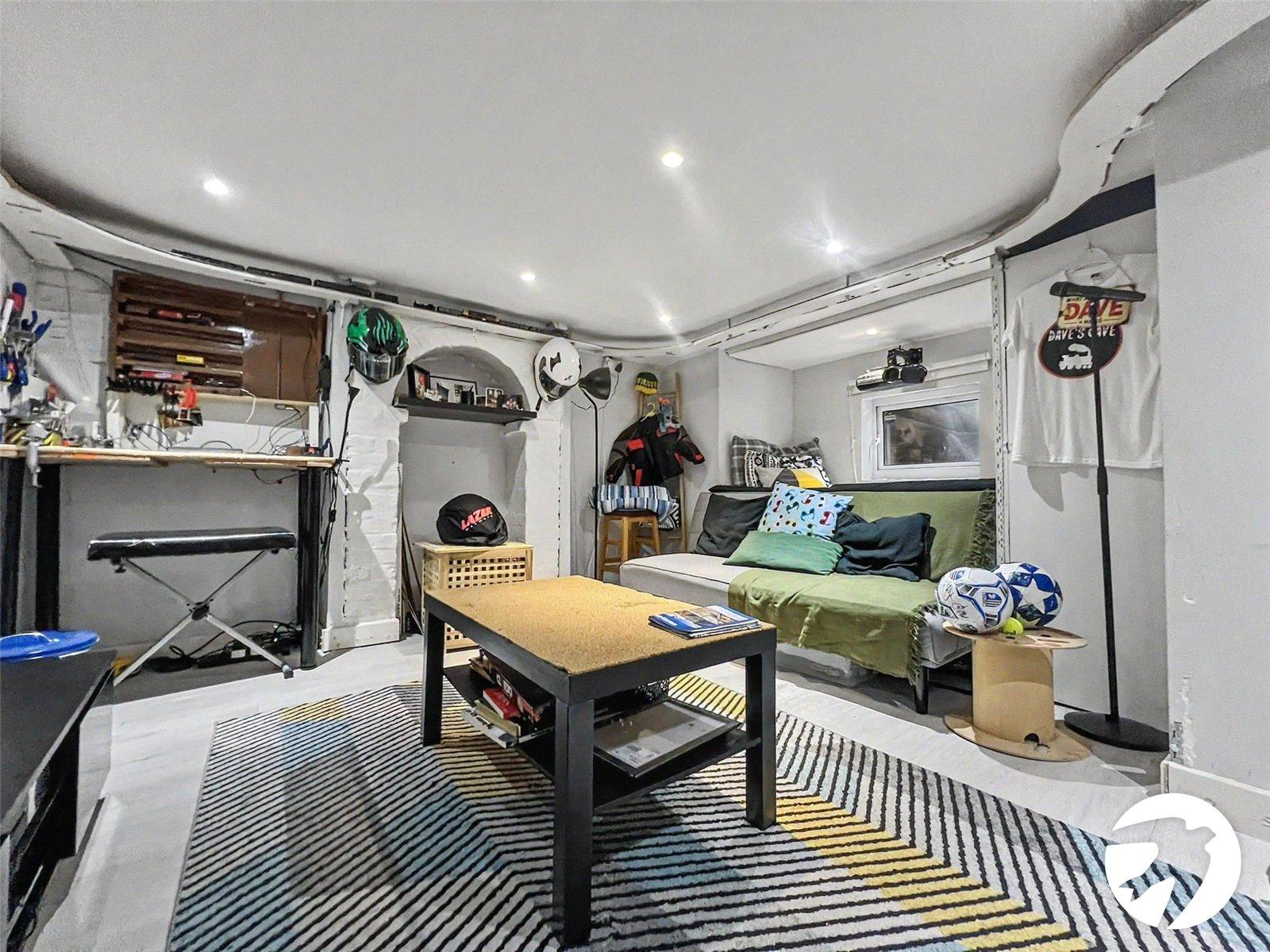 2 bedroom house for sale in Chatham | Robinson Michael & Jackson