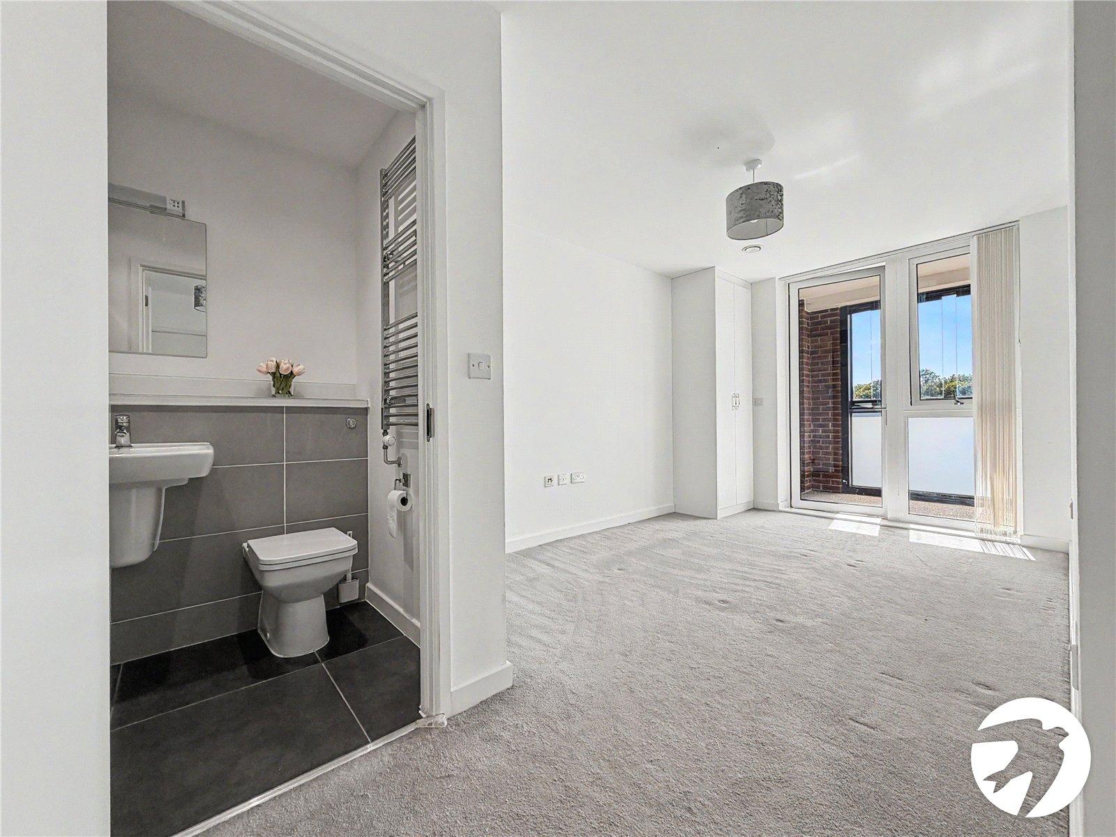 2 bedroom property for sale in Rochester | Robinson Michael & Jackson