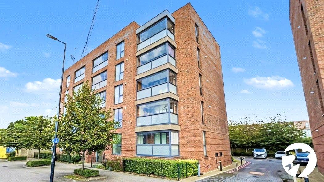 2 bedroom property for sale in Rochester | Robinson Michael & Jackson