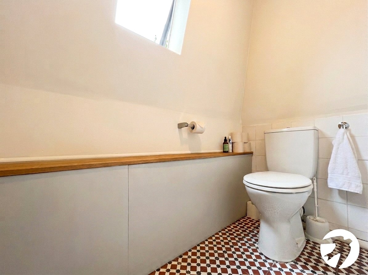 4 bedroom house for sale in Rochester | Robinson Michael & Jackson