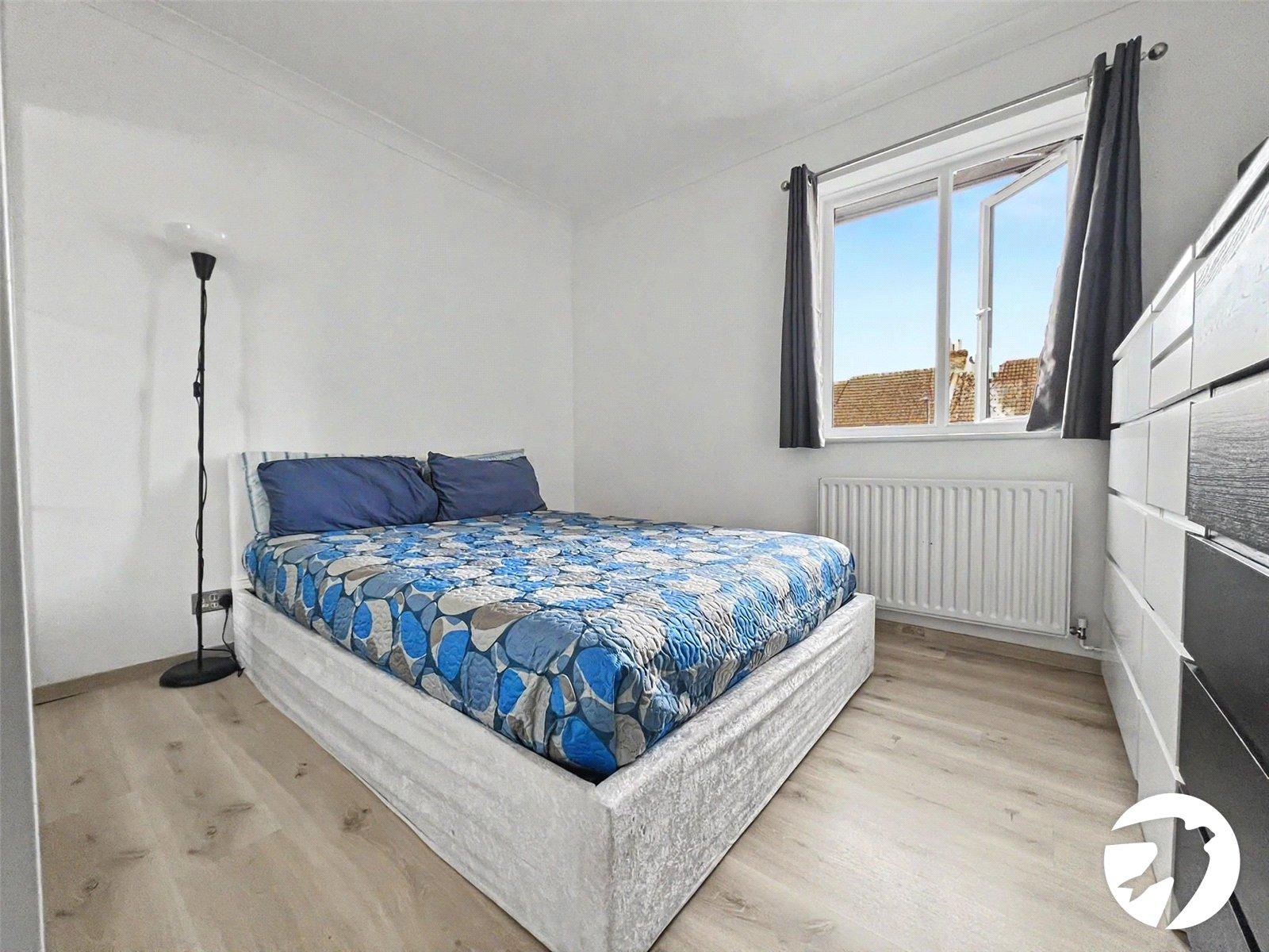 2 bedroom house for sale in White Road | Robinson Michael & Jackson