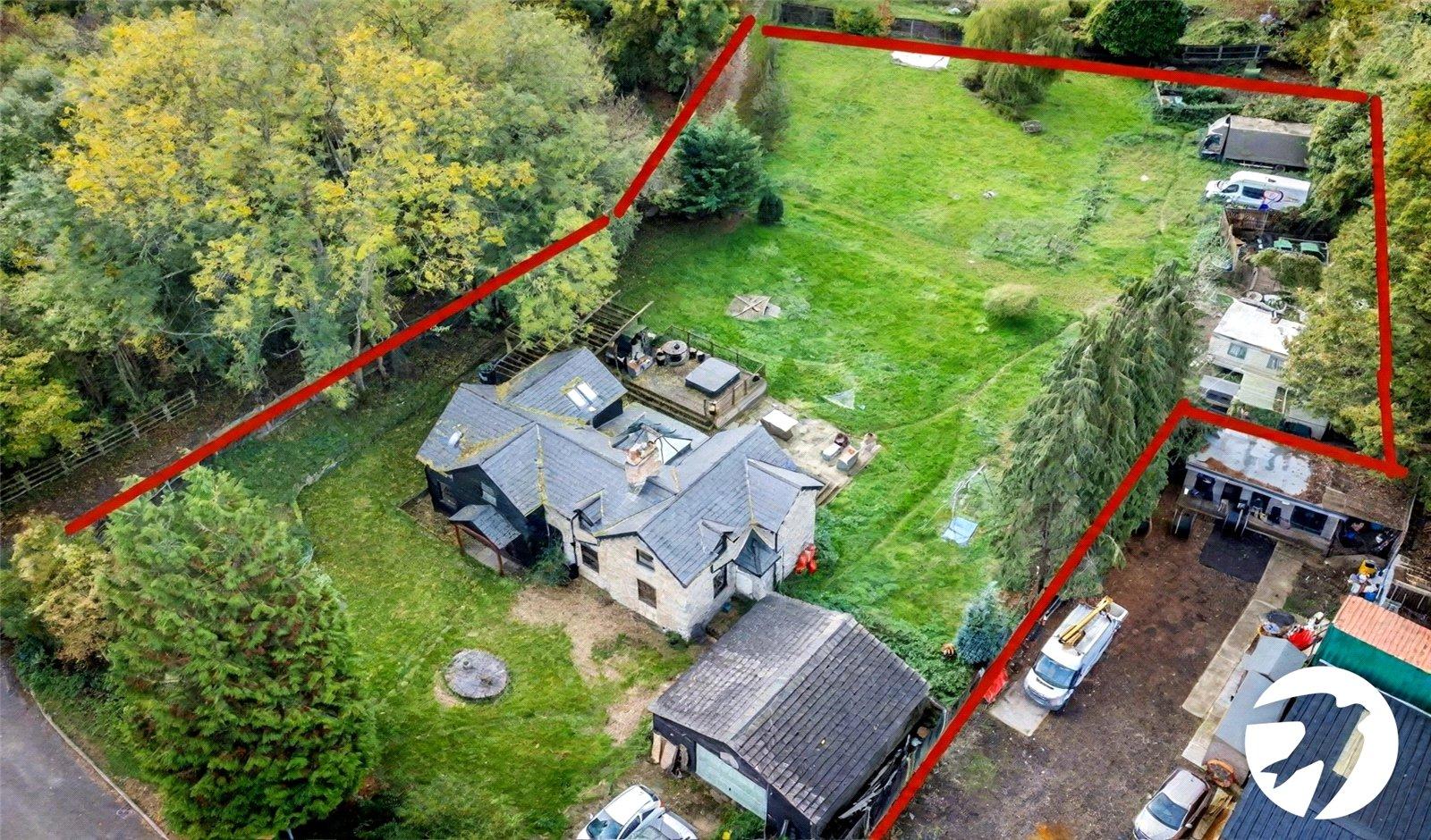 5 bedroom house for sale in Rochester | Robinson Michael & Jackson