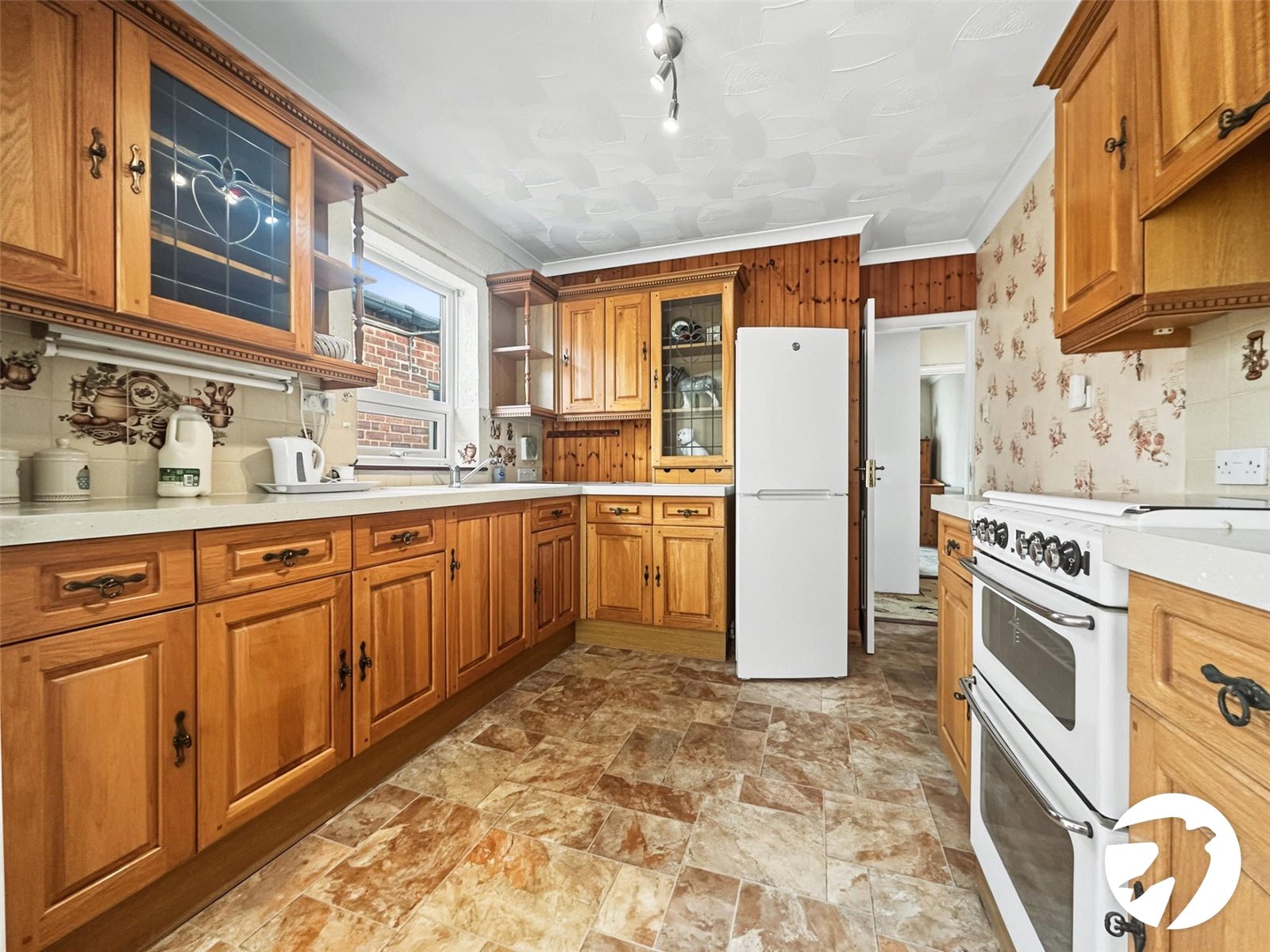 2 bedroom bungalow for sale in Rochester | Robinson Michael & Jackson