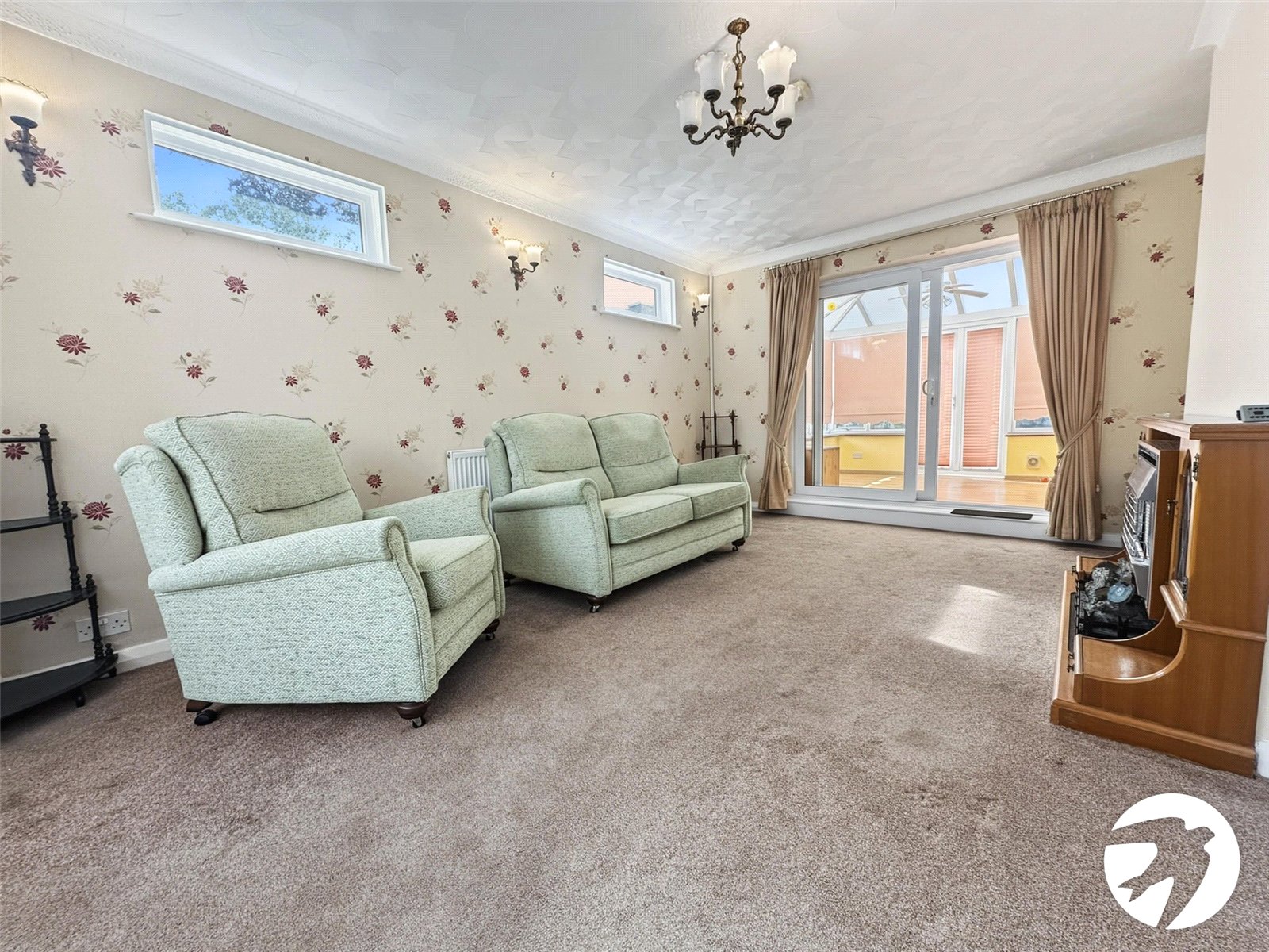 2 bedroom bungalow for sale in Rochester | Robinson Michael & Jackson