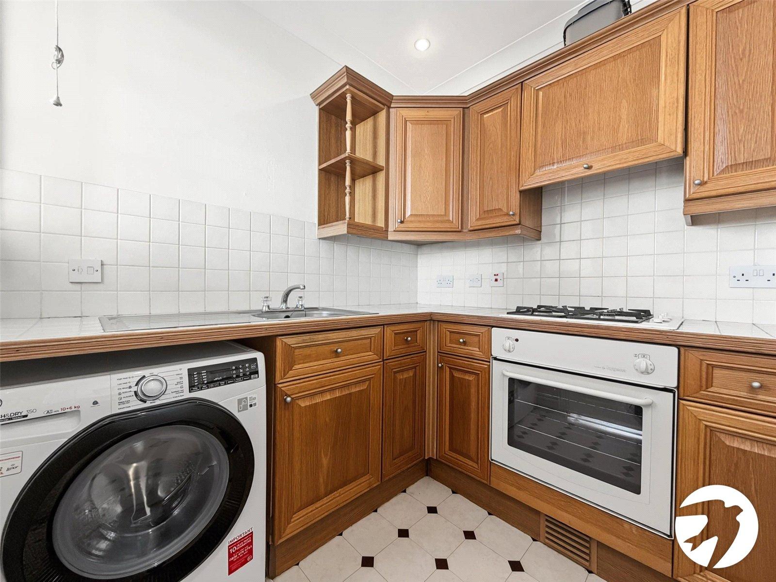 1 bedroom property for sale in 1-4 New Road Avenue | Robinson Michael & Jackson