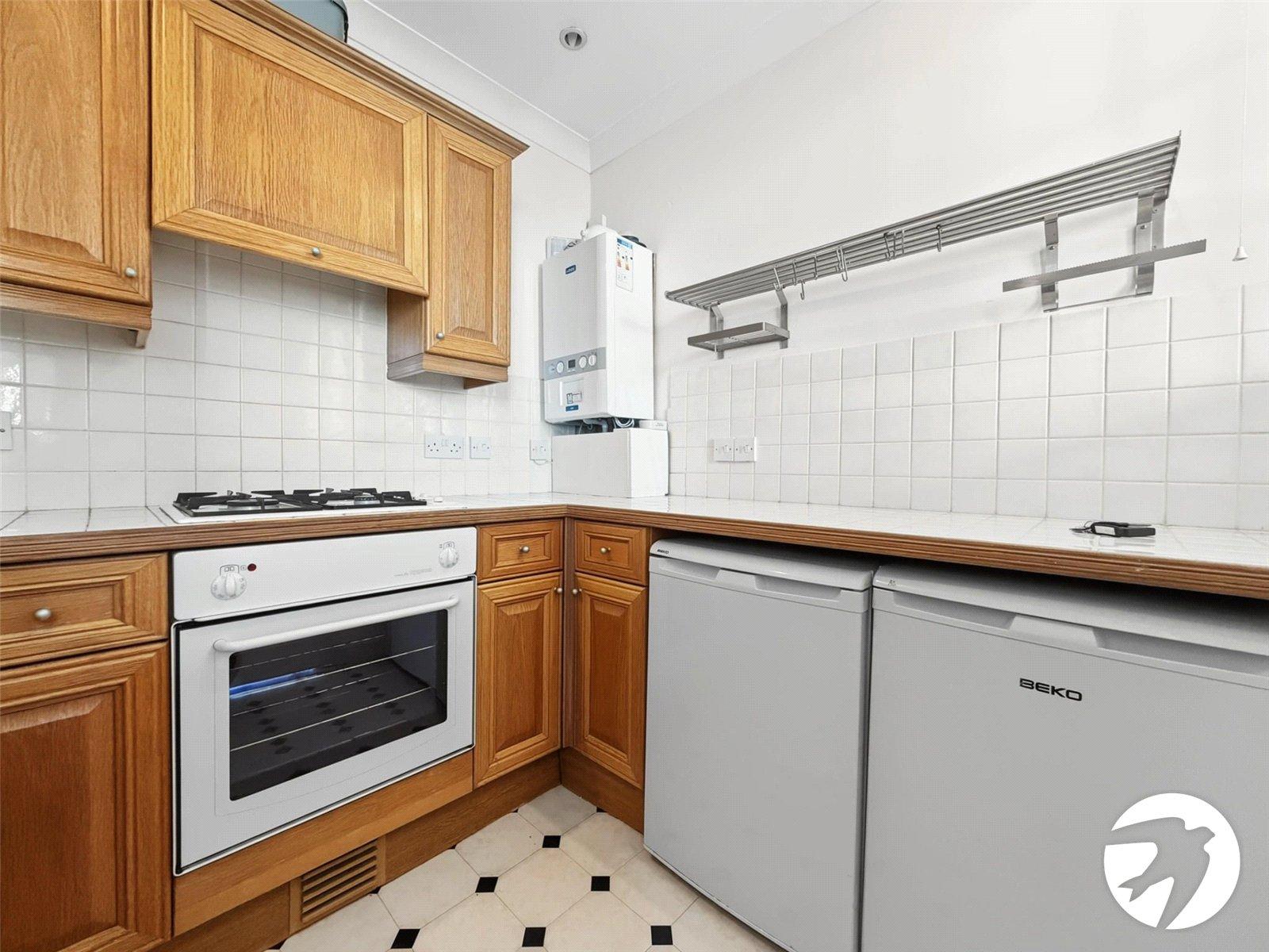 1 bedroom property for sale in 1-4 New Road Avenue | Robinson Michael & Jackson