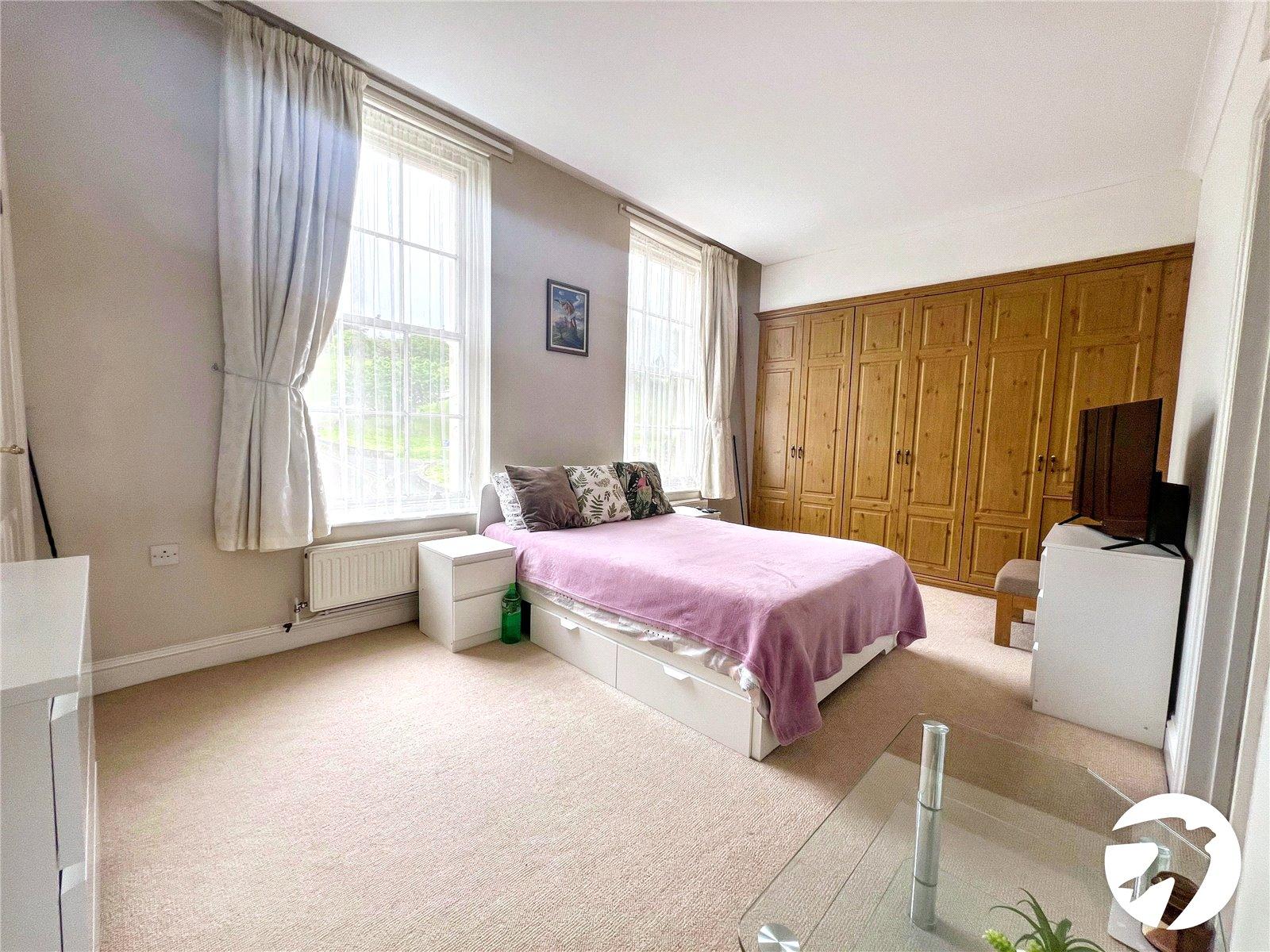1 bedroom property for sale in 1-4 New Road Avenue | Robinson Michael & Jackson