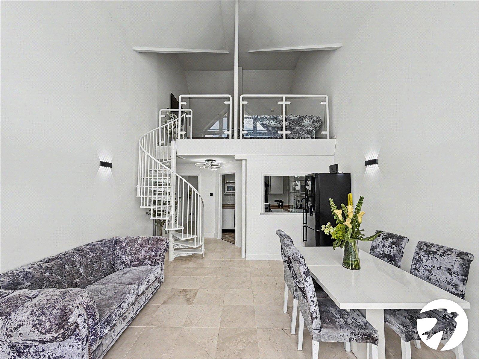 3 bedroom property for sale in Valleta Way | Robinson Michael & Jackson