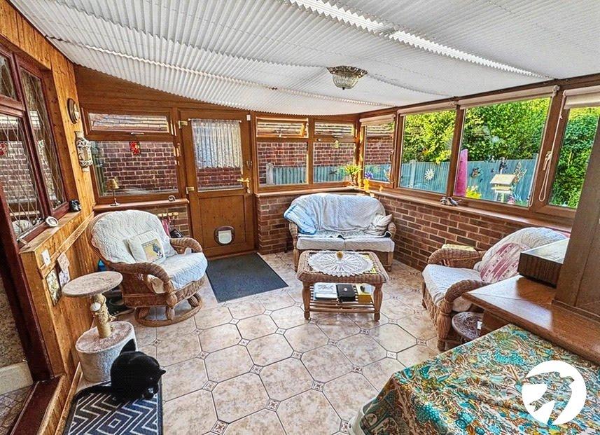 3 bedroom bungalow for sale in Rochester | Robinson Michael & Jackson