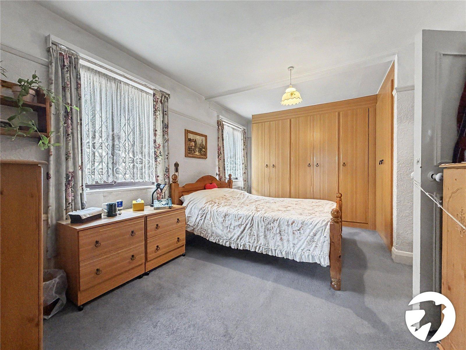 3 bedroom bungalow for sale in Rochester | Robinson Michael & Jackson