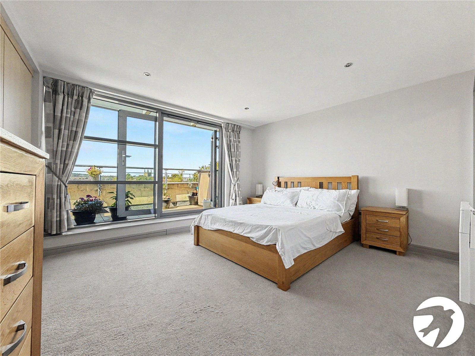 2 bedroom property for sale in Chatham | Robinson Michael & Jackson