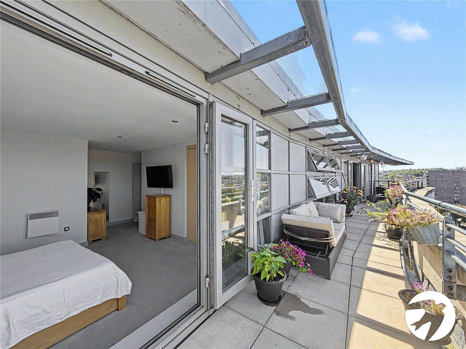 2 bedroom property for sale in Chatham | Robinson Michael & Jackson
