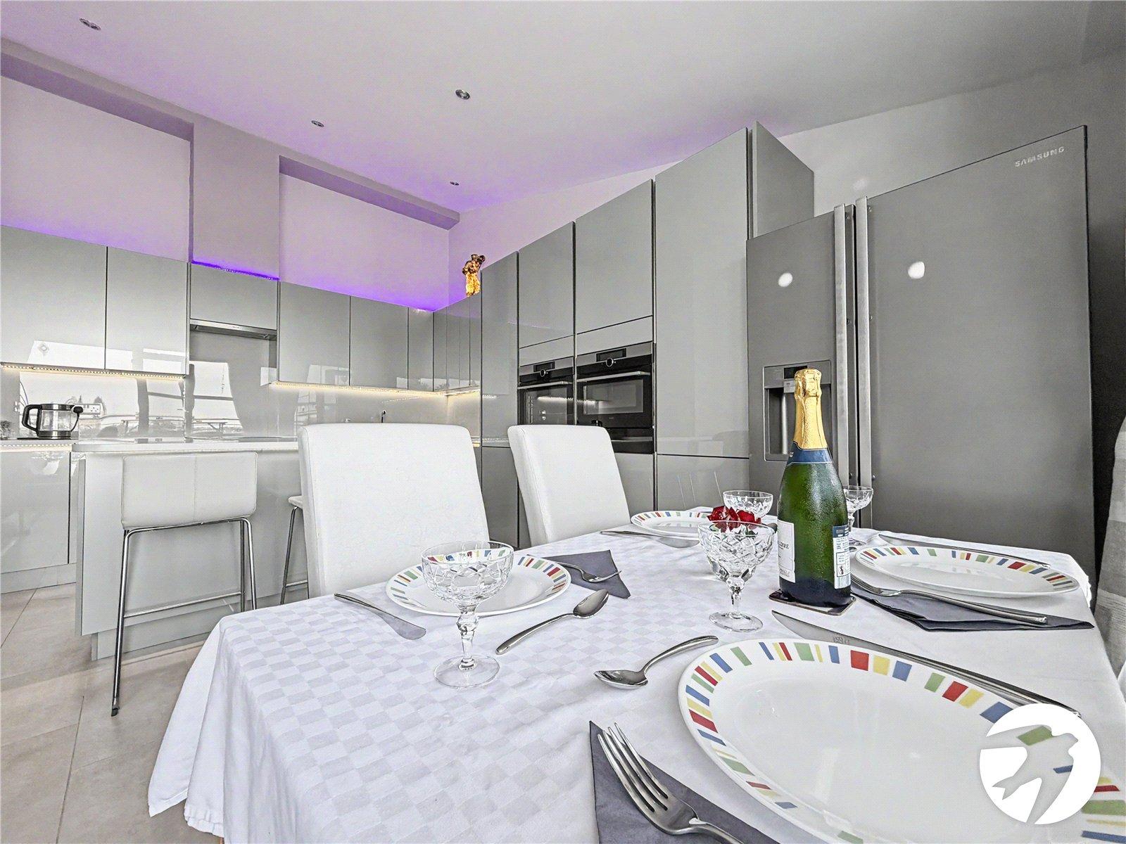 2 bedroom property for sale in Chatham | Robinson Michael & Jackson