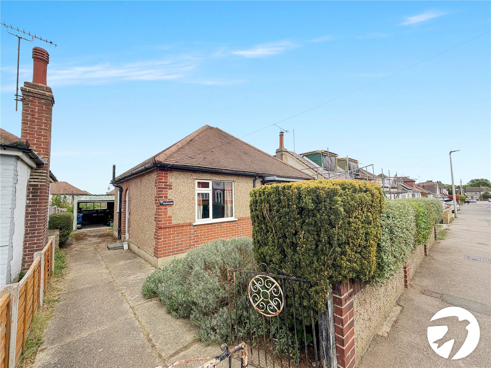 2 bedroom property for sale in Rochester | Robinson Michael & Jackson