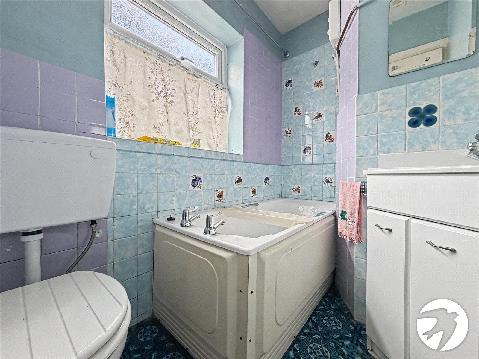2 bedroom property for sale in Rochester | Robinson Michael & Jackson