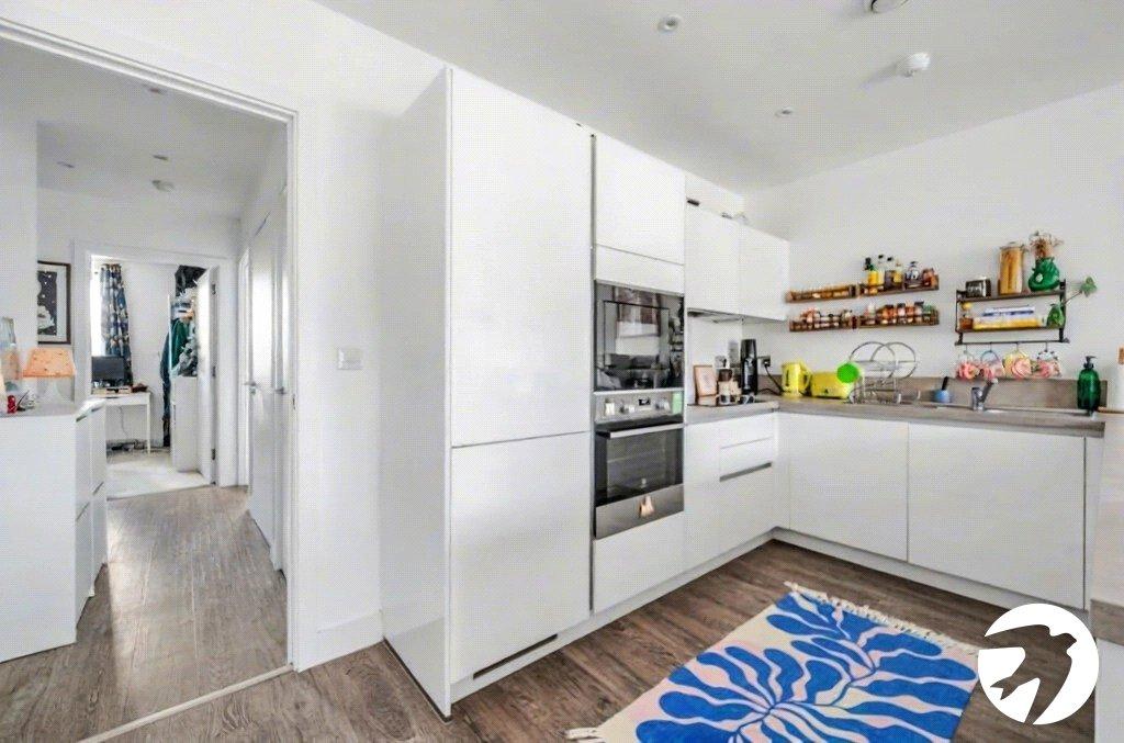 2 bedroom property for sale in Rochester | Robinson Michael & Jackson