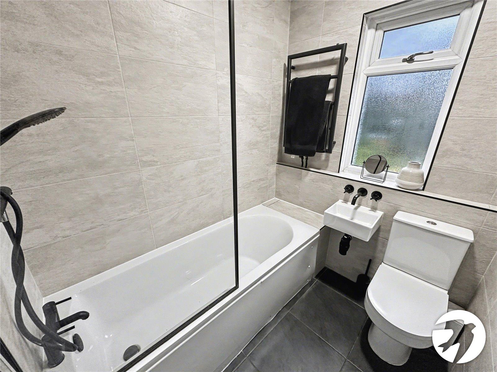 3 bedroom house for sale in Rochester | Robinson Michael & Jackson