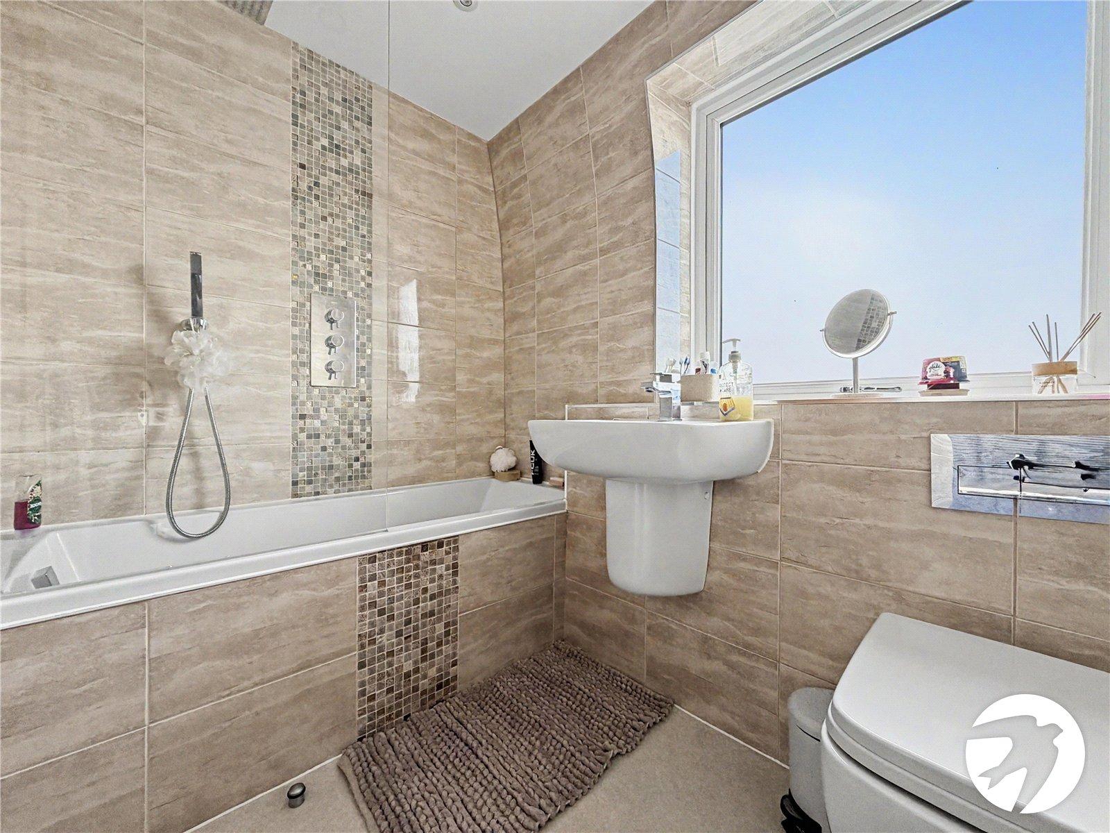 3 bedroom house for sale in Rochester | Robinson Michael & Jackson