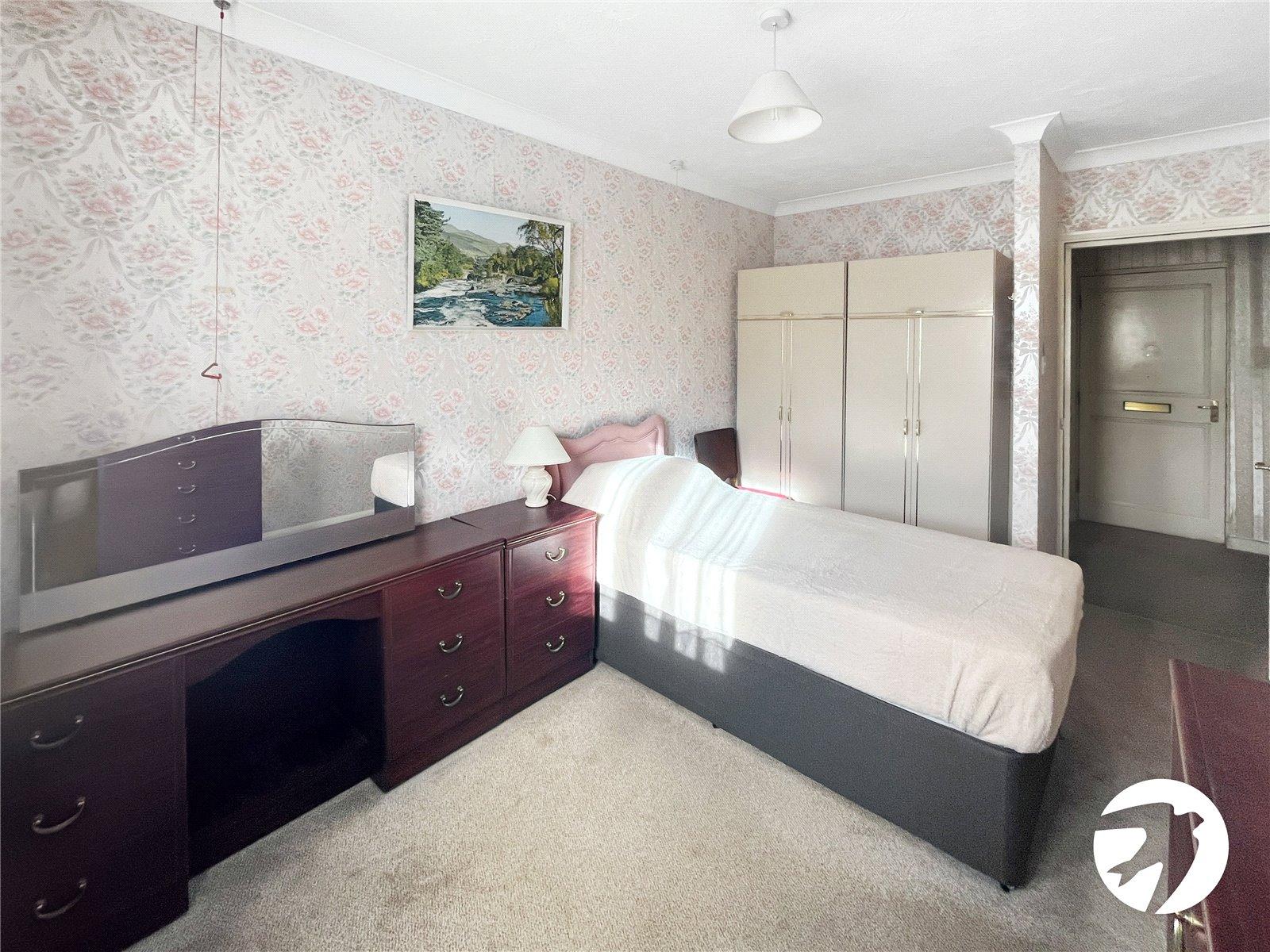 1 bedroom property for sale in Chatham | Robinson Michael & Jackson