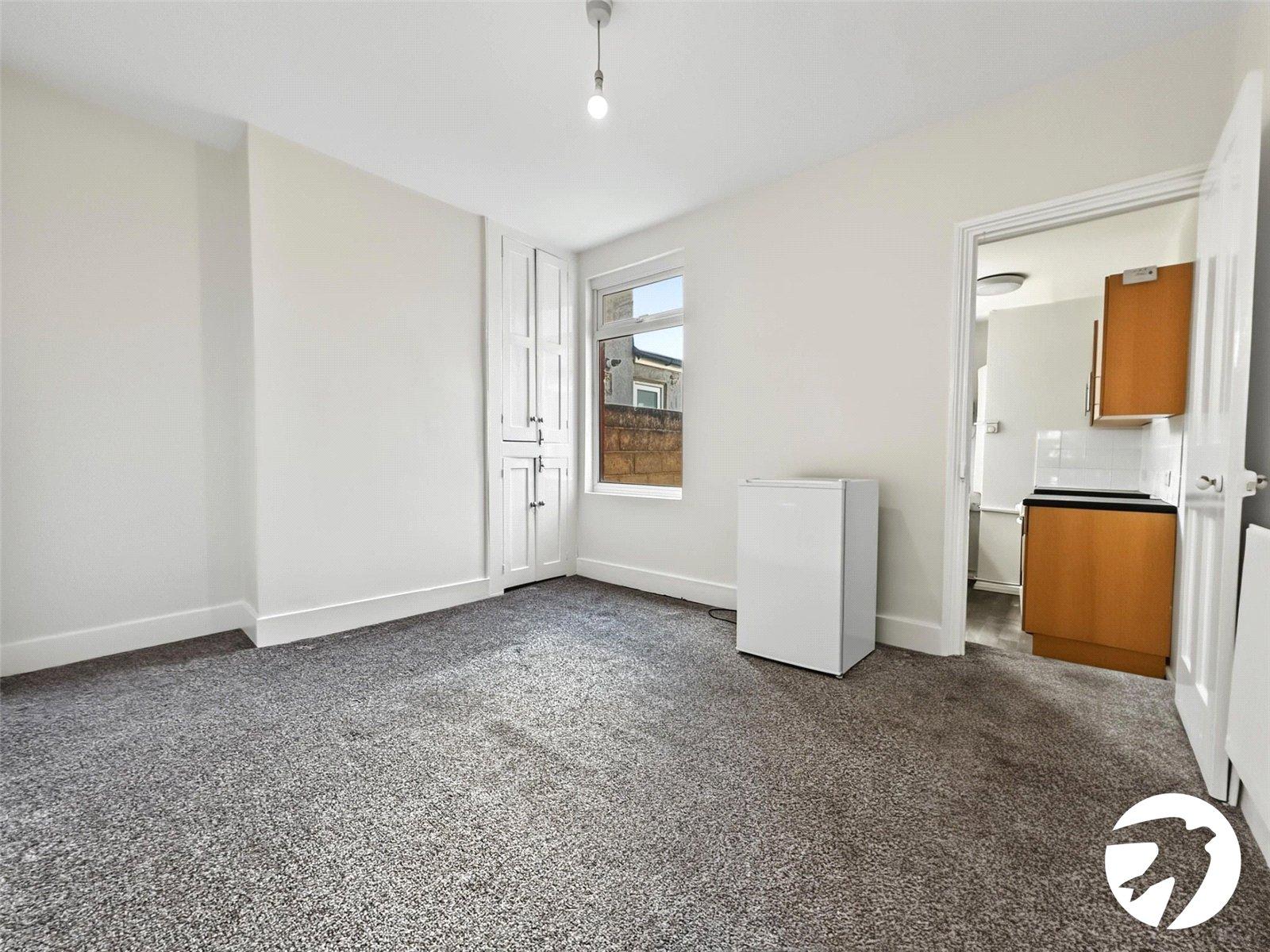 2 bedroom house for sale in Chatham | Robinson Michael & Jackson