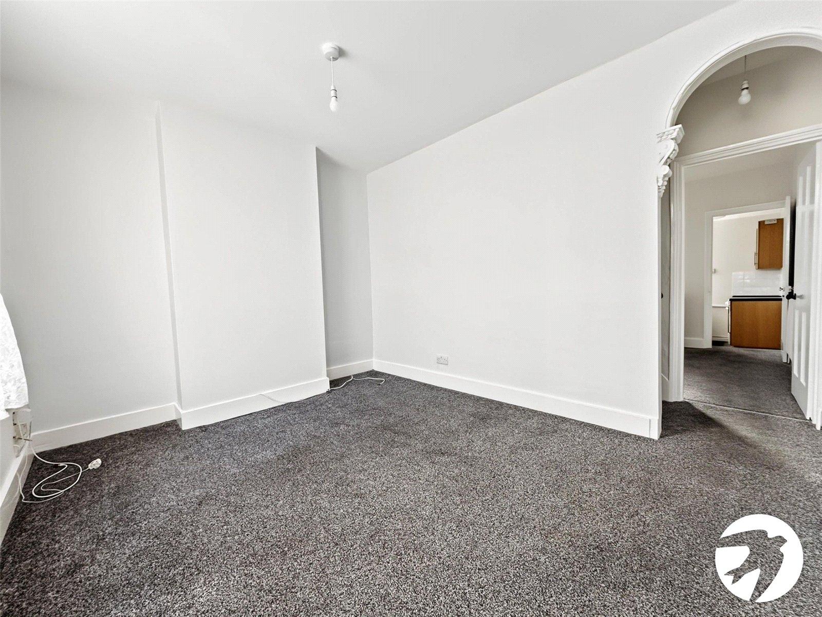 2 bedroom house for sale in Chatham | Robinson Michael & Jackson