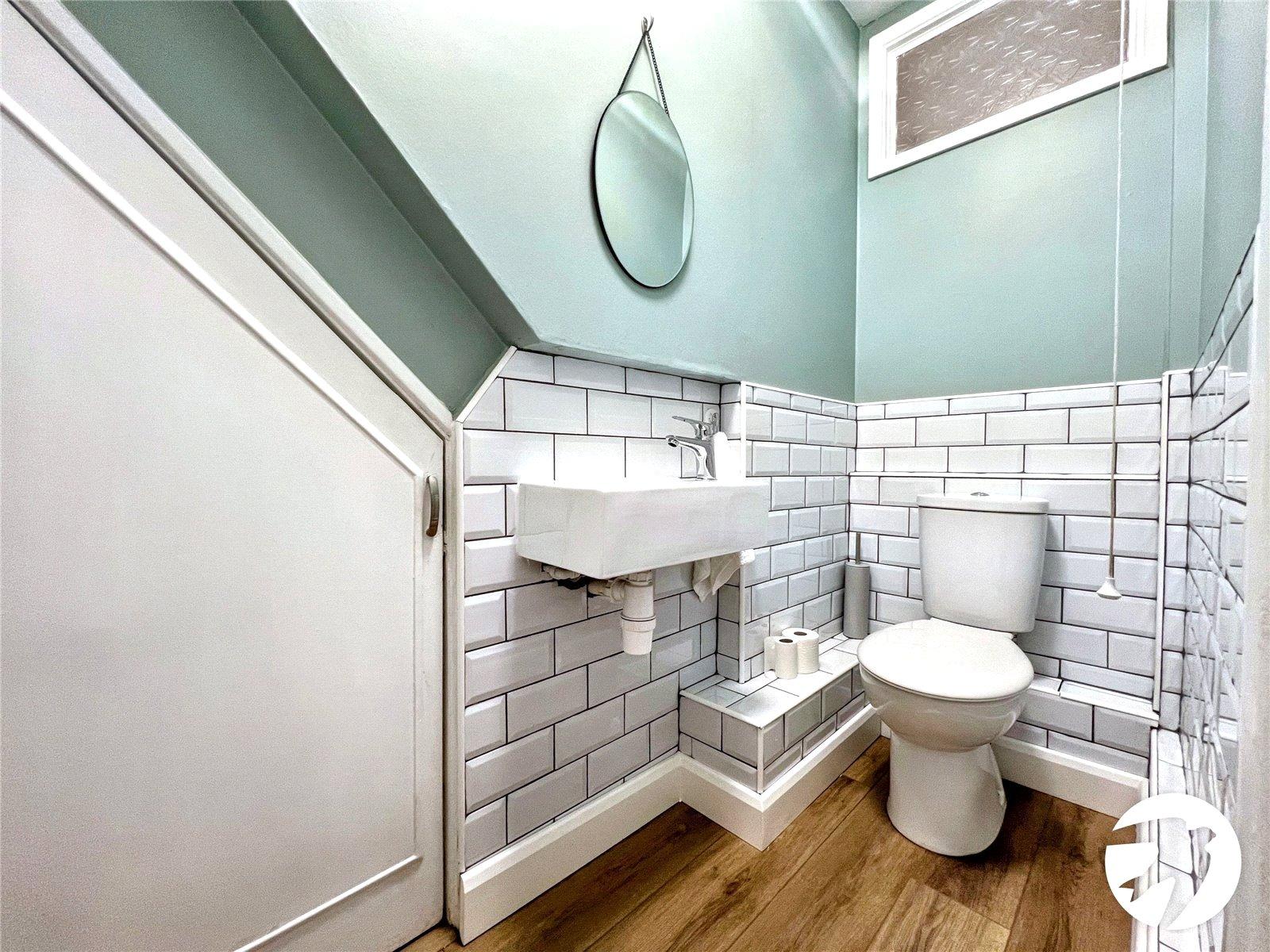 3 bedroom house for sale in Rochester | Robinson Michael & Jackson