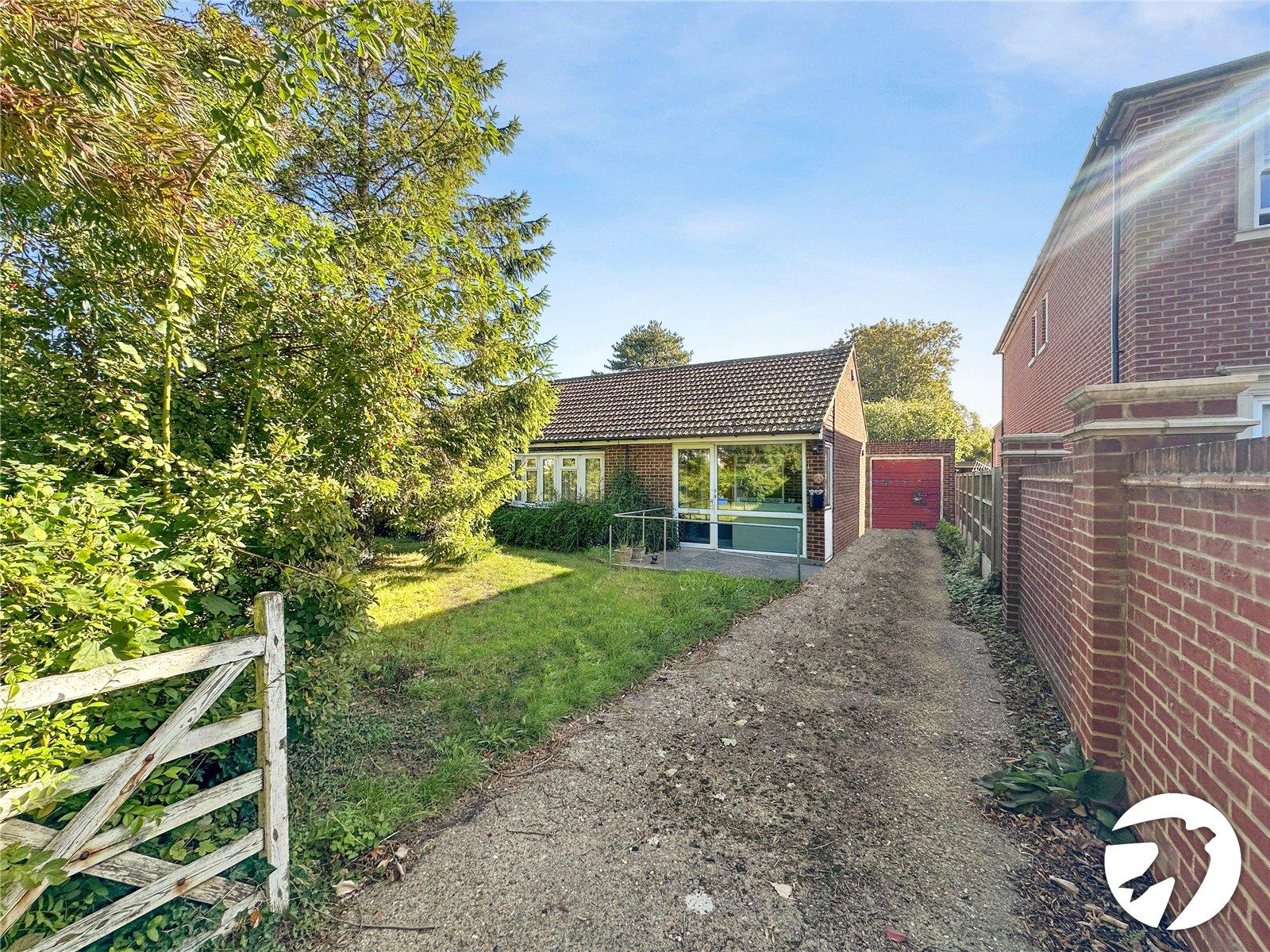 3 bedroom bungalow for sale in Rochester | Robinson Michael & Jackson